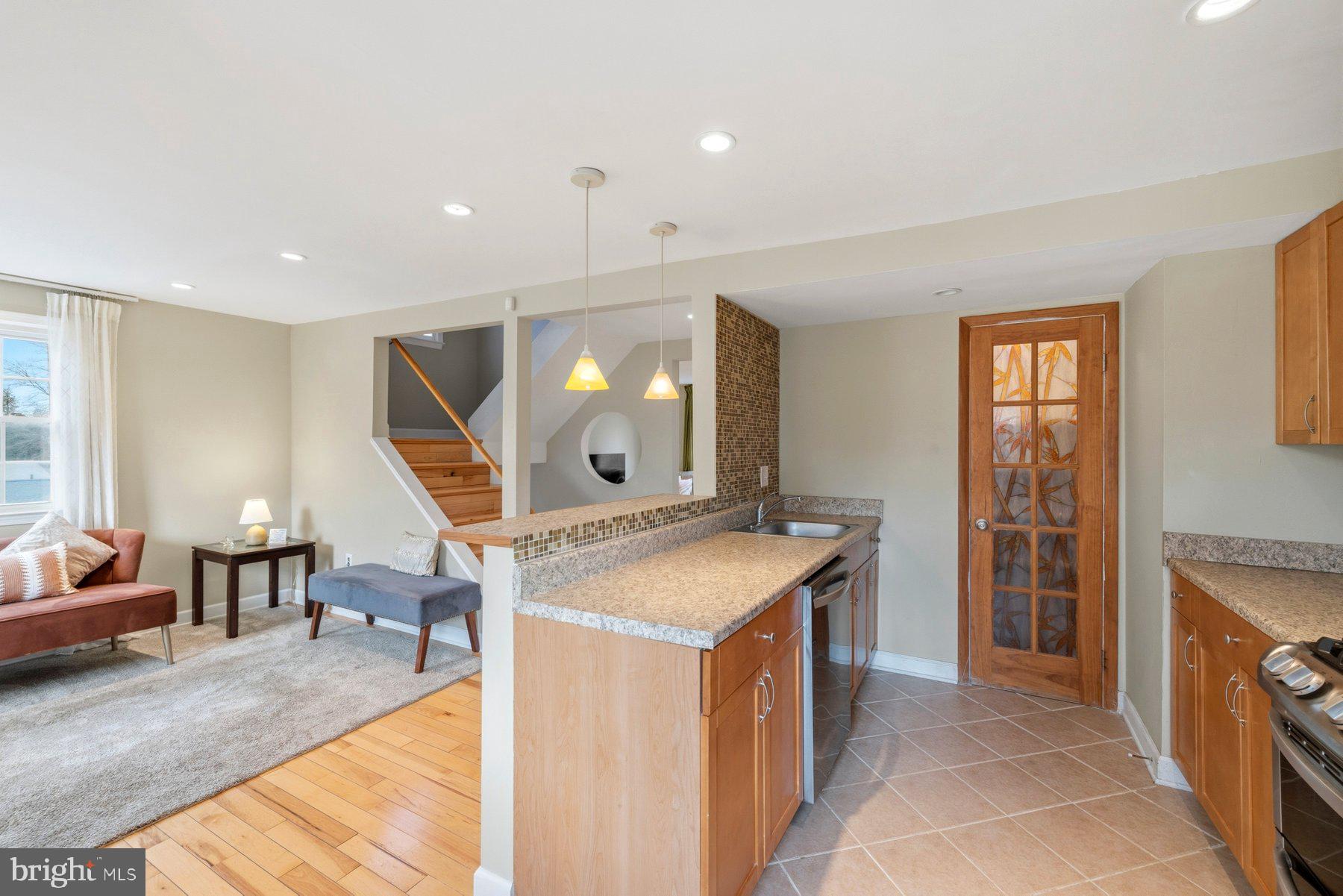 PINEWOOD HILL - Residential