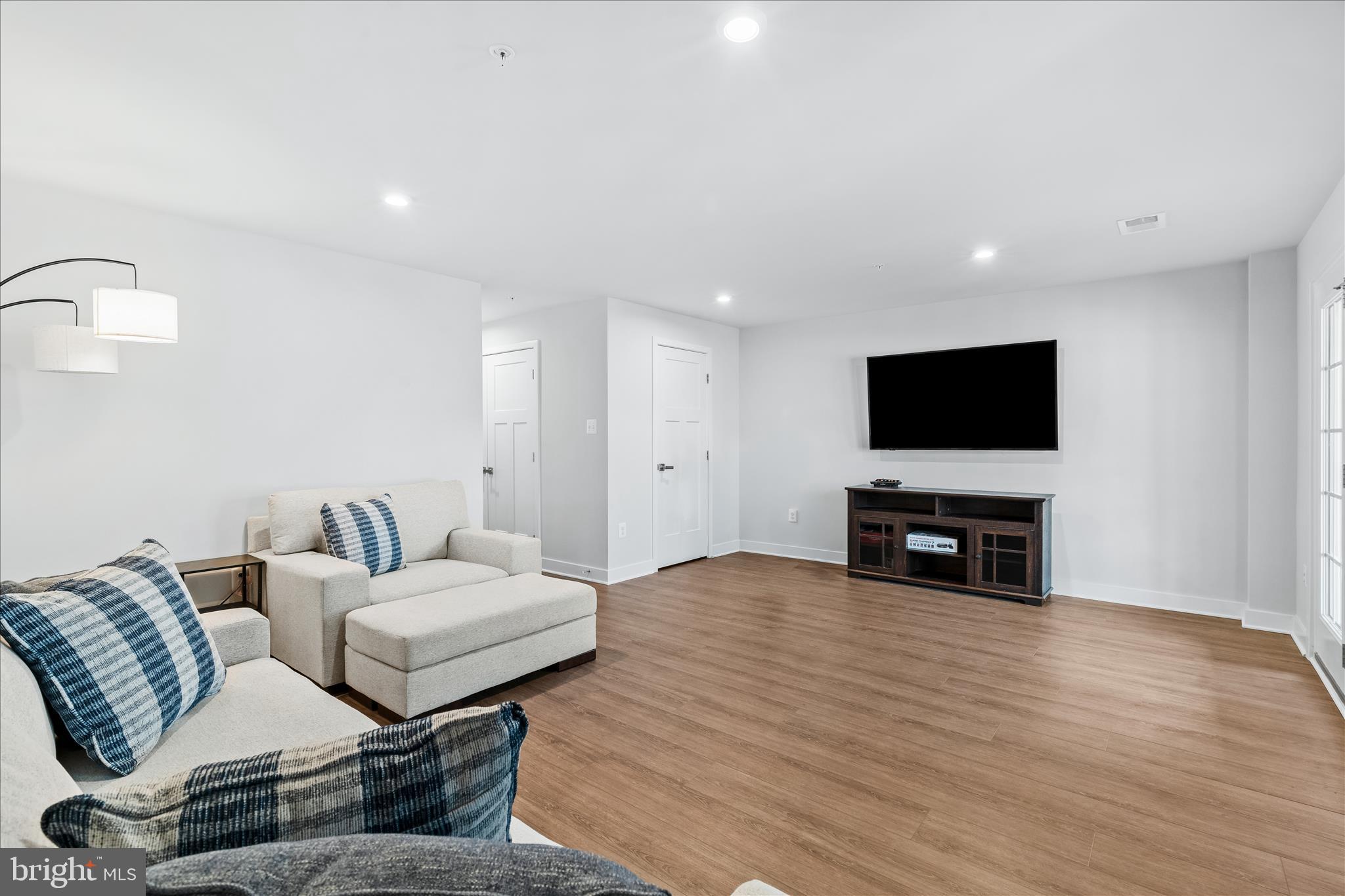 WEST PARK VILLAGE - Residential