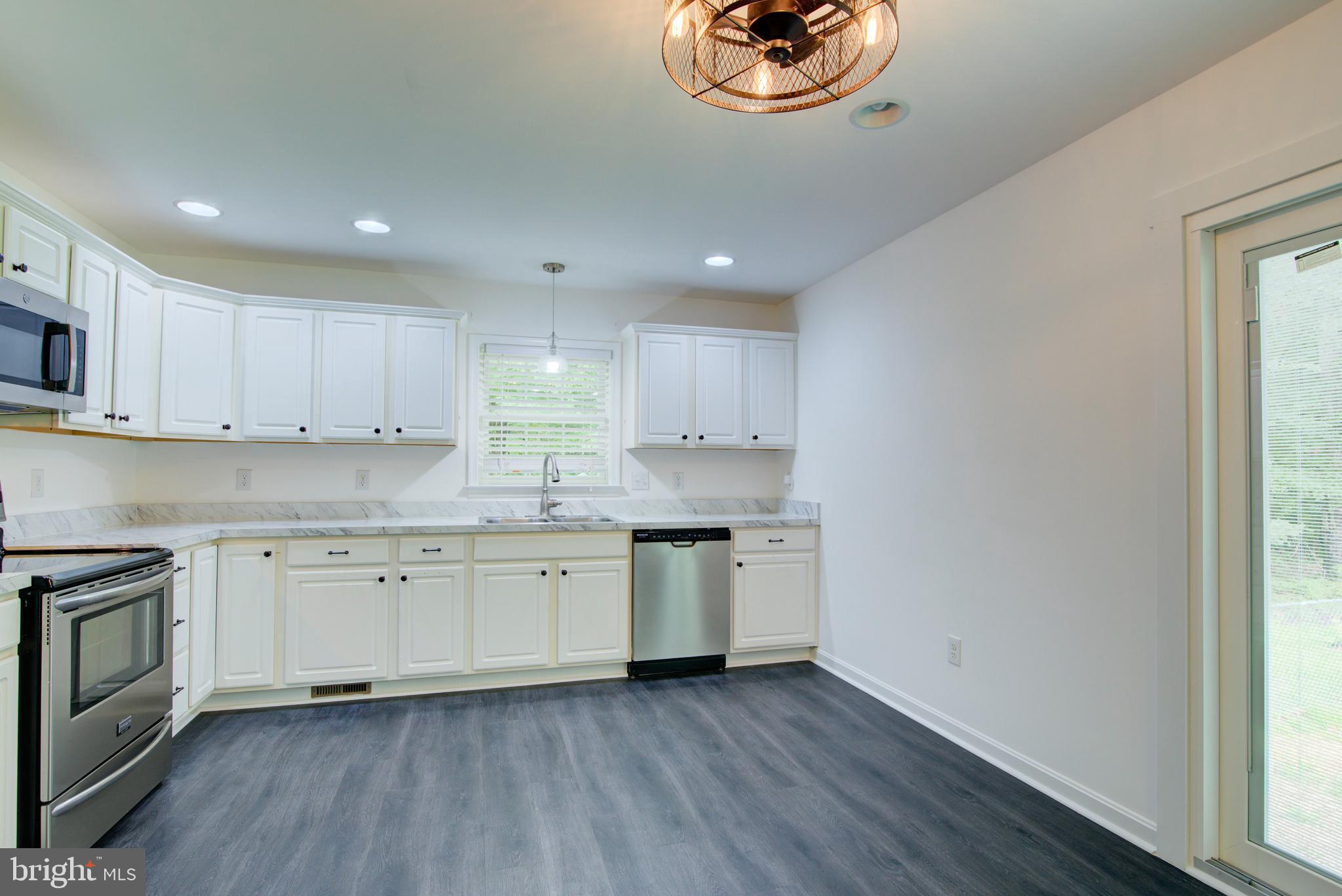 PLACID BAY ESTATES - Residential