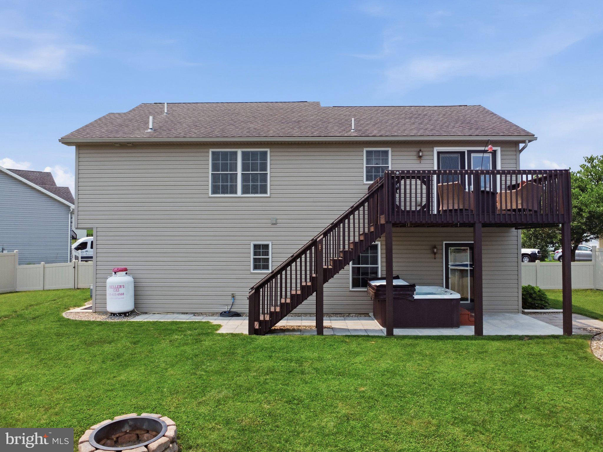 RINE ESTATES - Residential