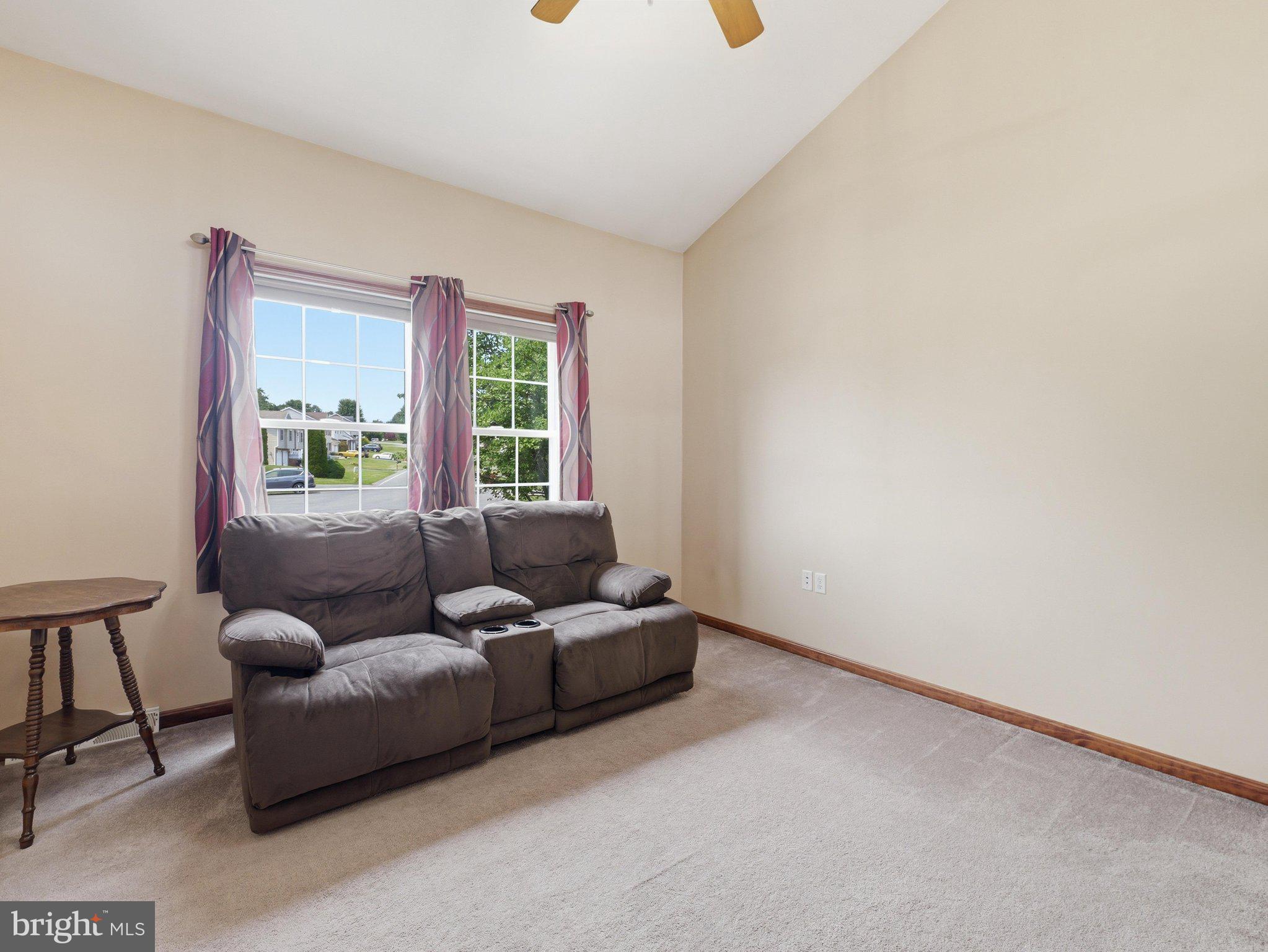 RINE ESTATES - Residential