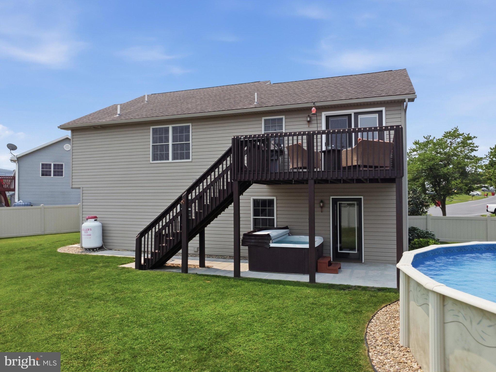 RINE ESTATES - Residential
