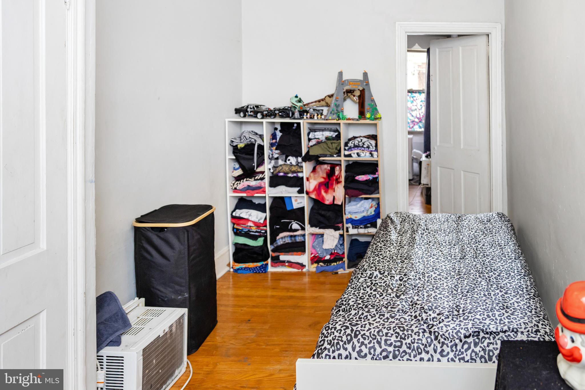 PORT RICHMOND - Residential