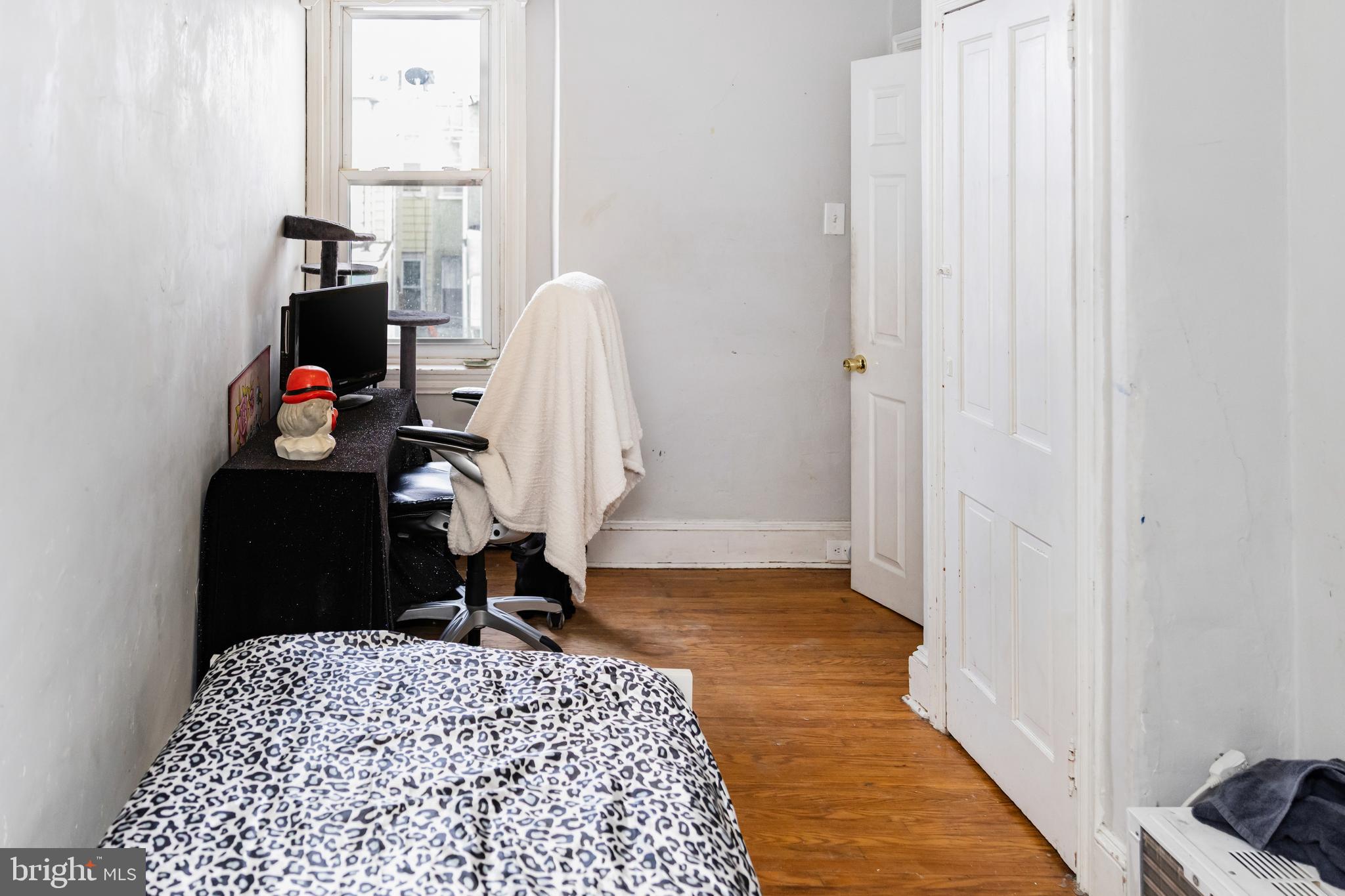 PORT RICHMOND - Residential