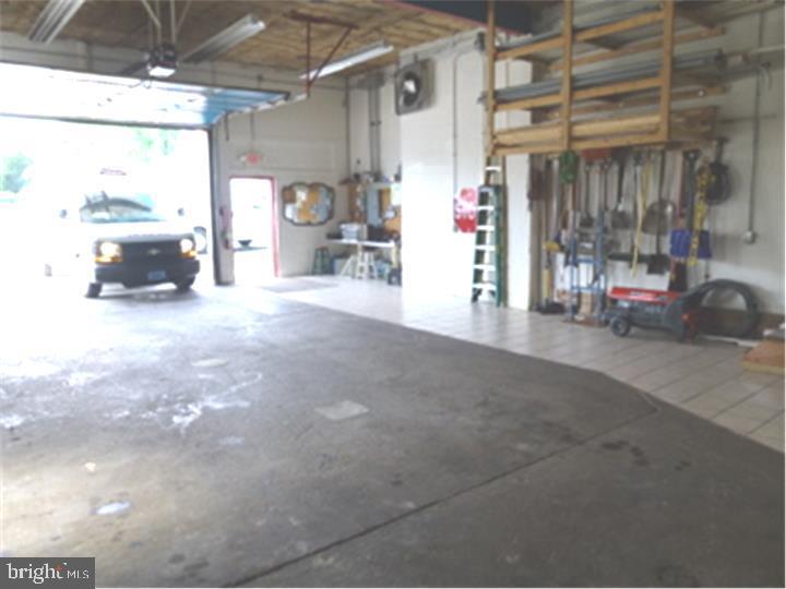 ANDALUSIA - Commercial Sale