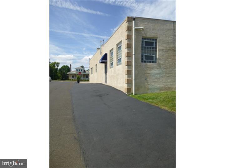 ANDALUSIA - Commercial Sale