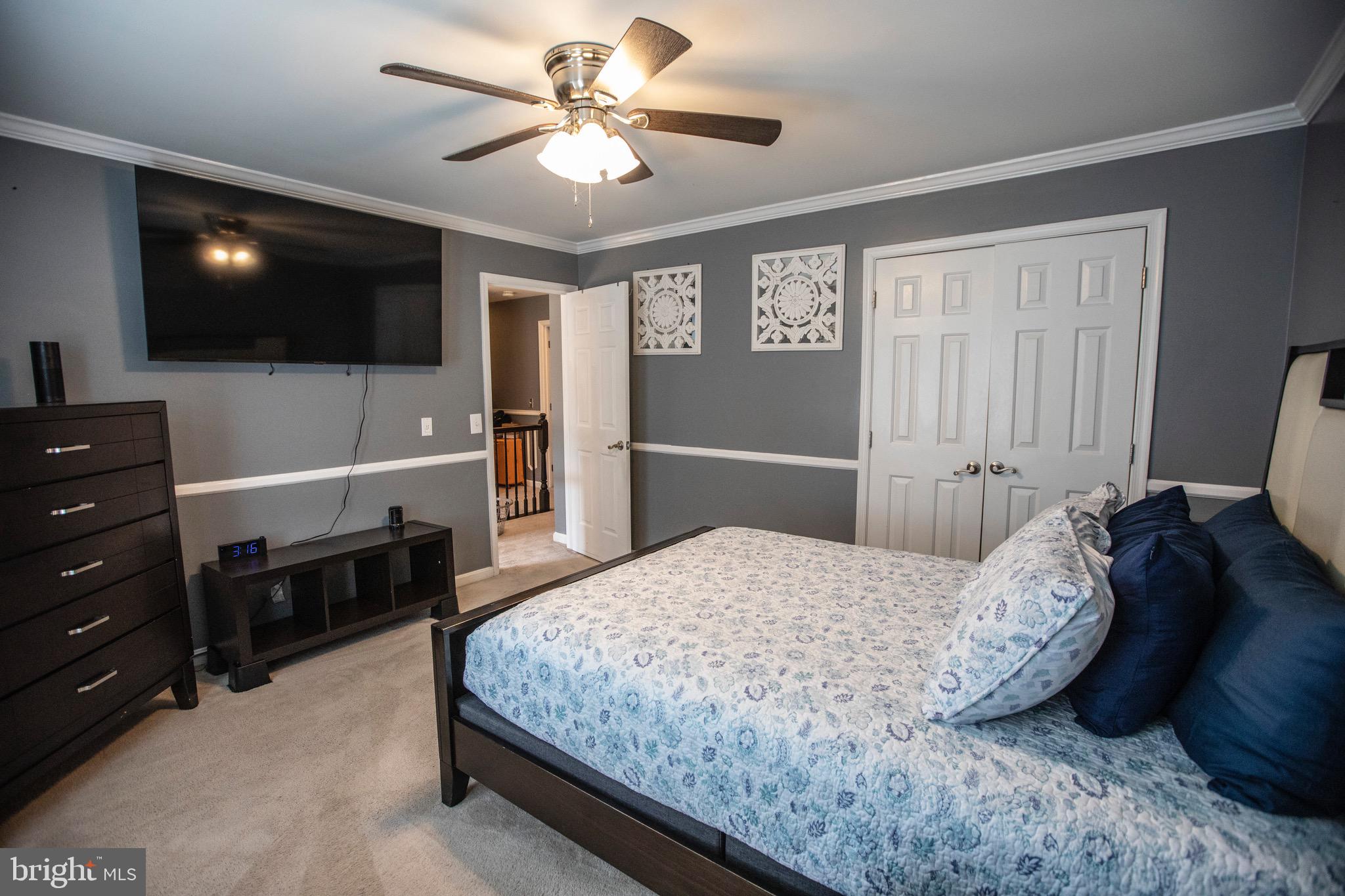 SEVEN OAKS - Residential