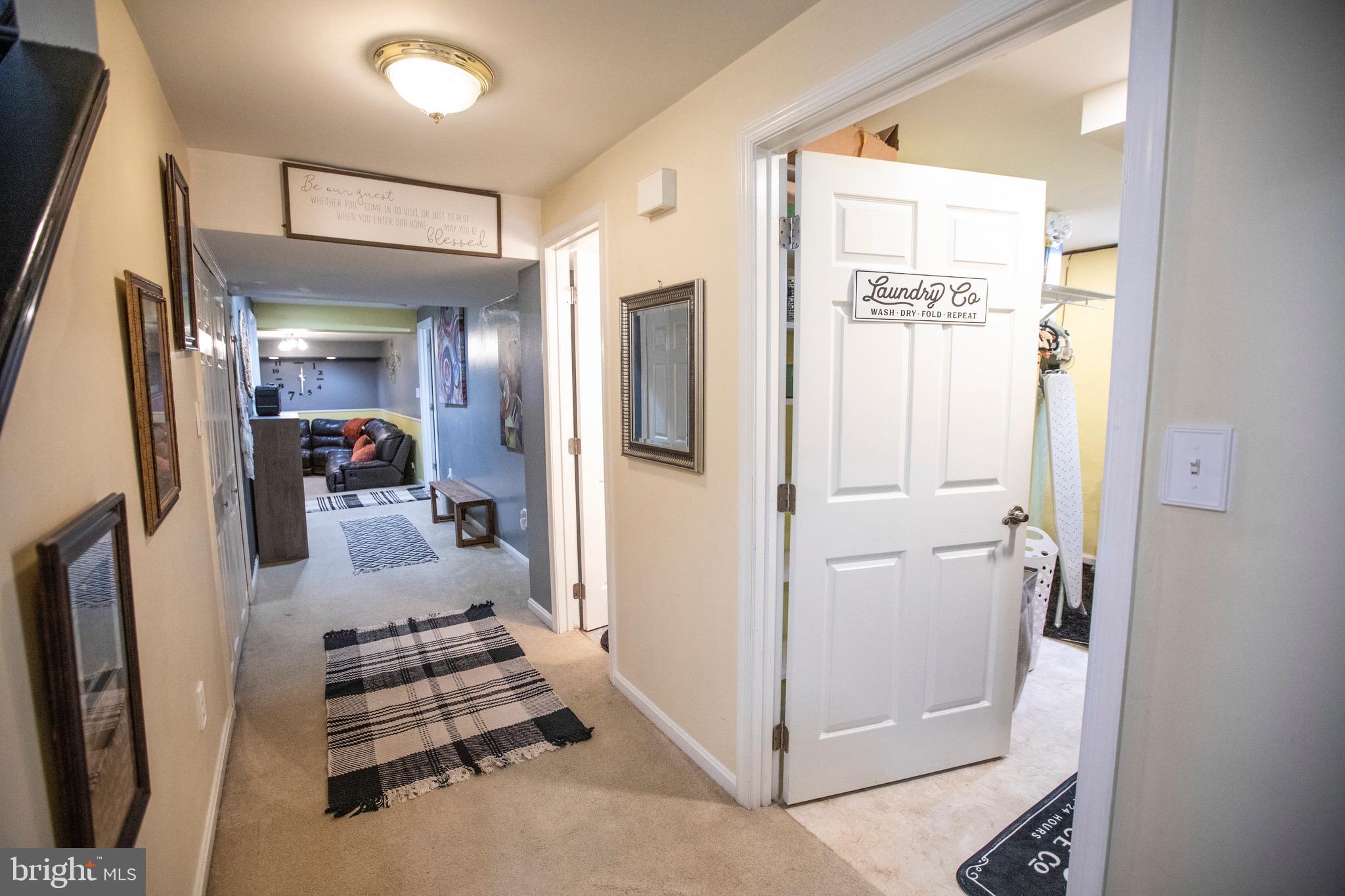 SEVEN OAKS - Residential