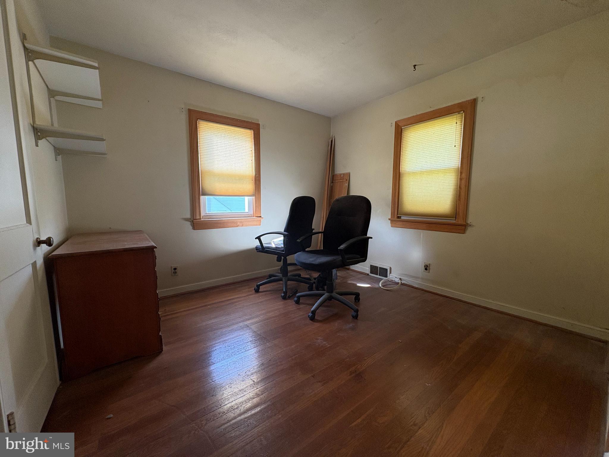 LANSDALE - Residential
