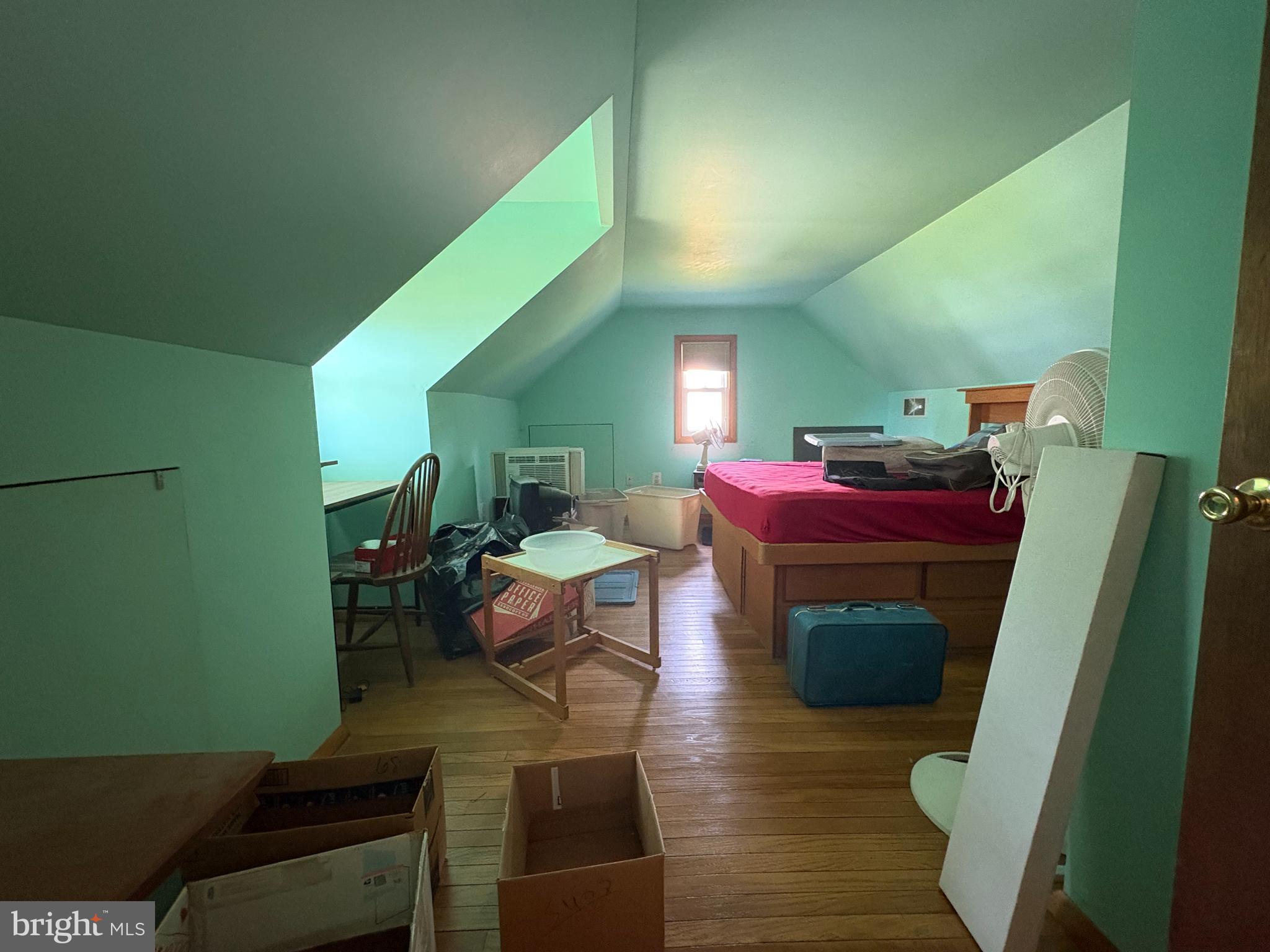 LANSDALE - Residential