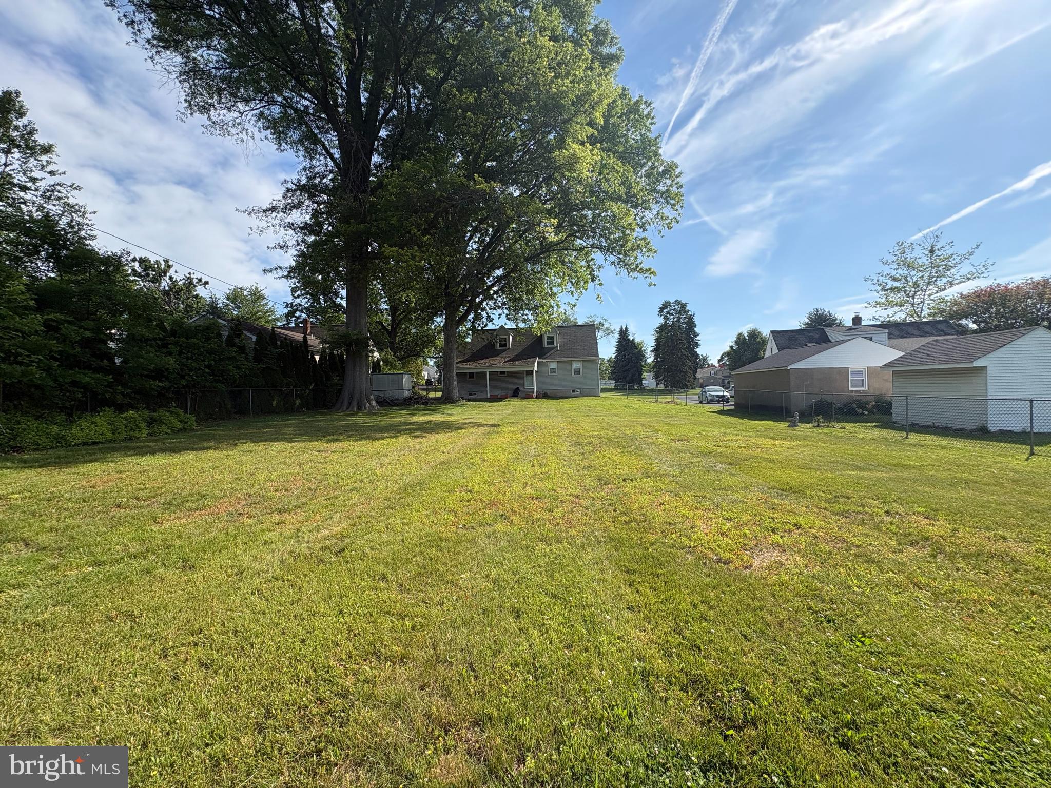 LANSDALE - Residential