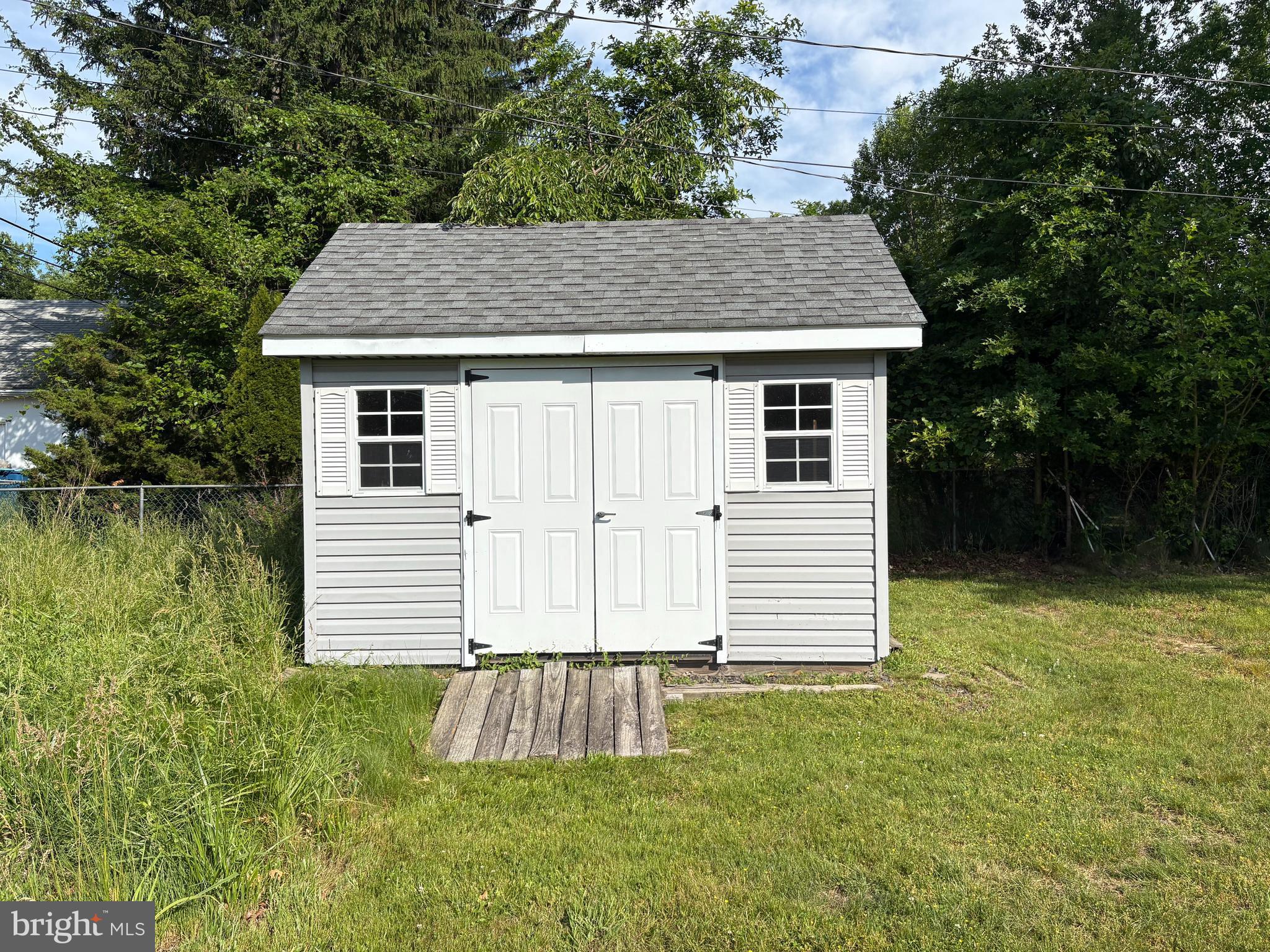 LANSDALE - Residential