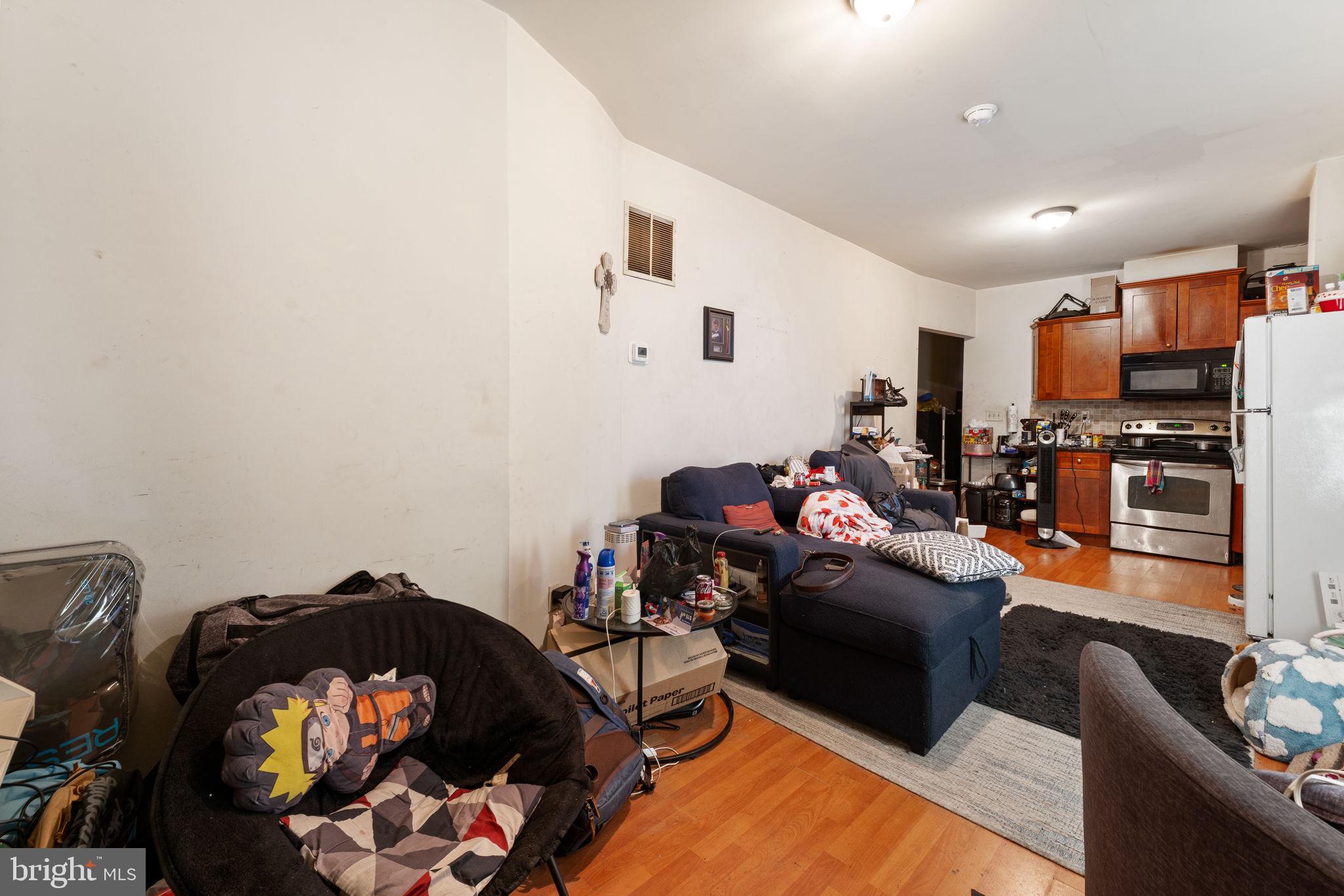 SPRUCE HILL - Residential Income