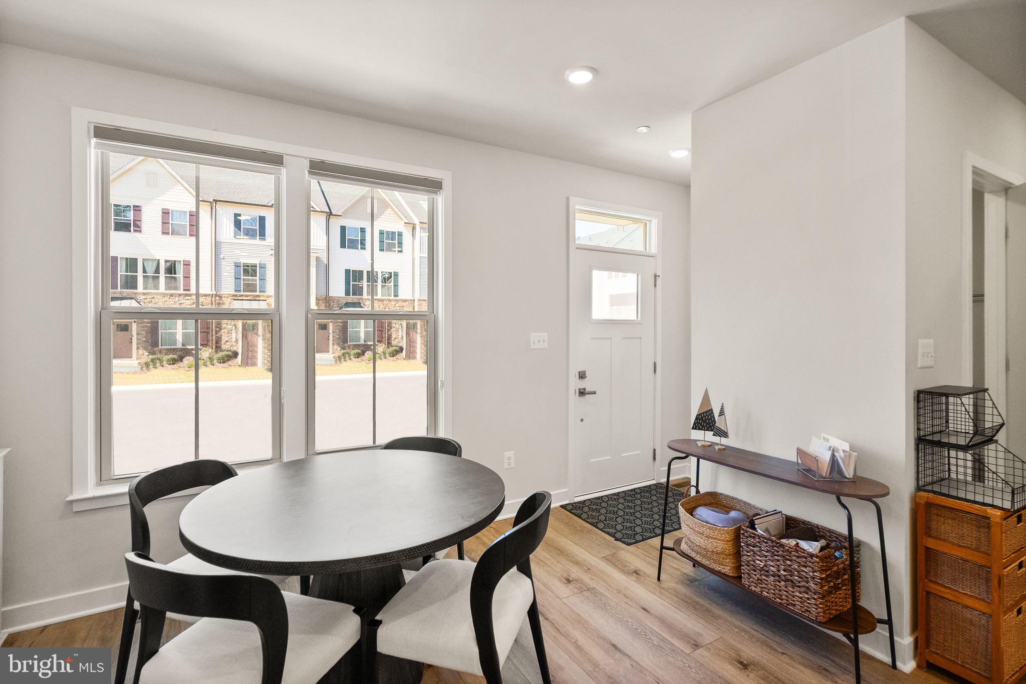 LAKE LINGANORE OAKDALE - Residential Lease
