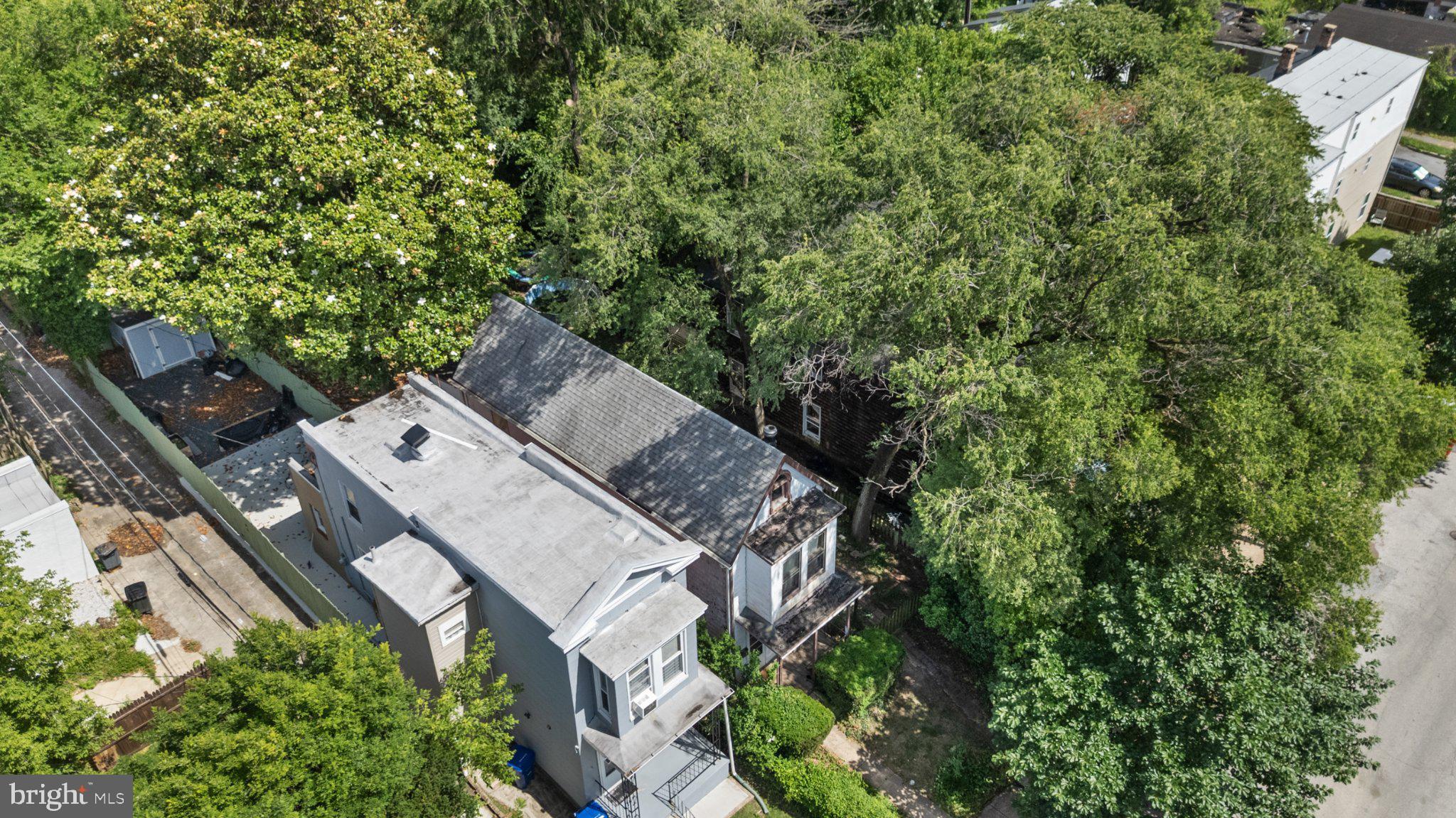 OAKENSHAWE HISTORIC DISTRICT - Residential