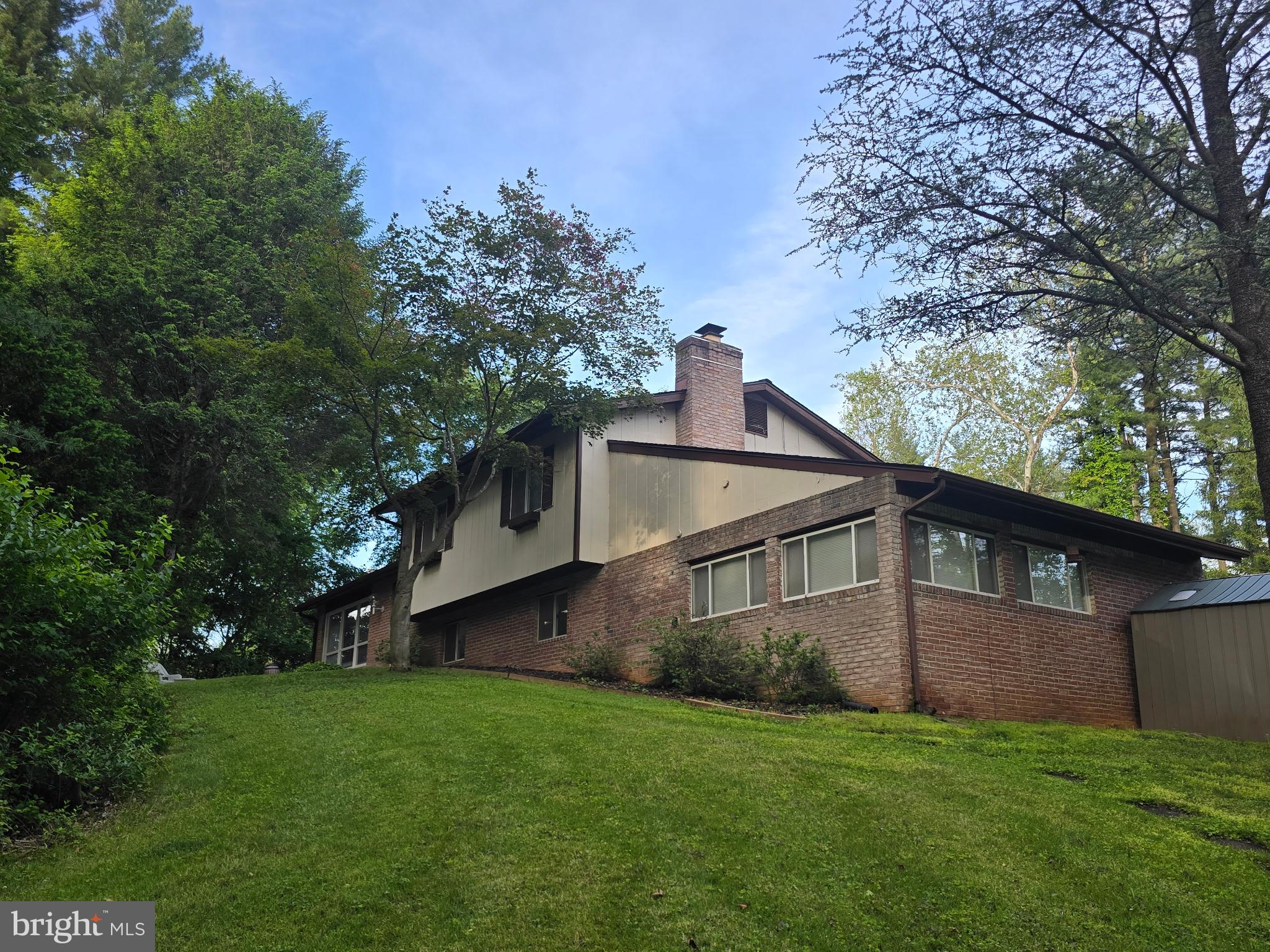 MONTFORD GLEN - Residential