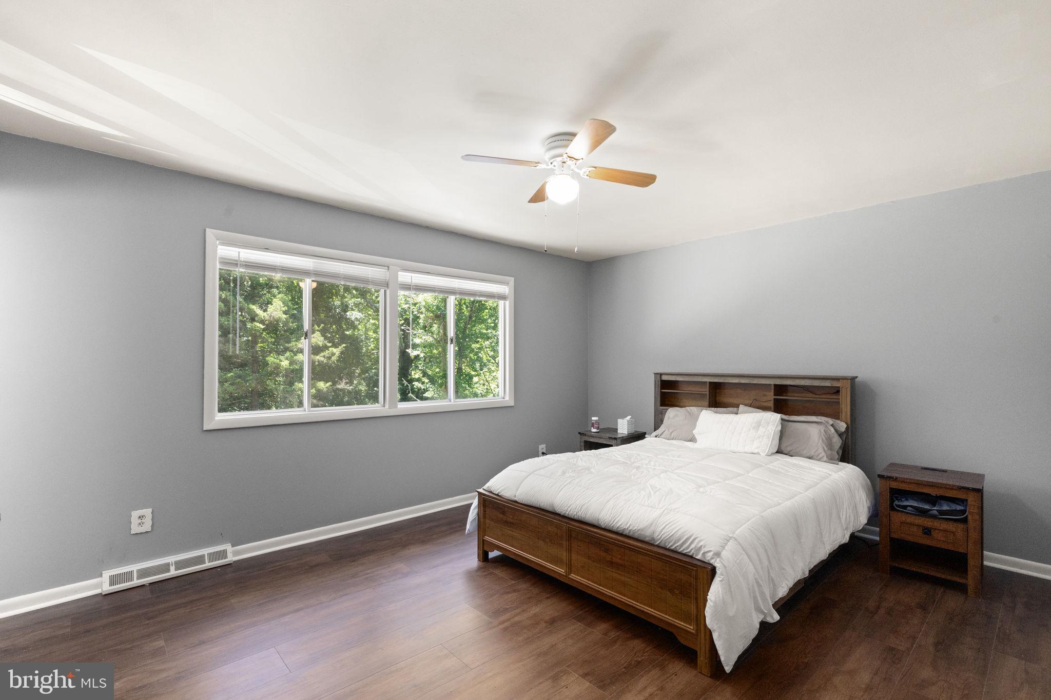 MONTFORD GLEN - Residential