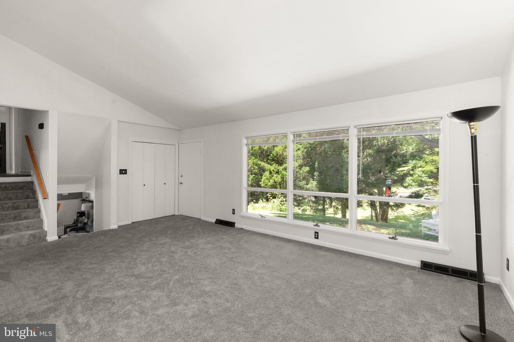 MONTFORD GLEN - Residential