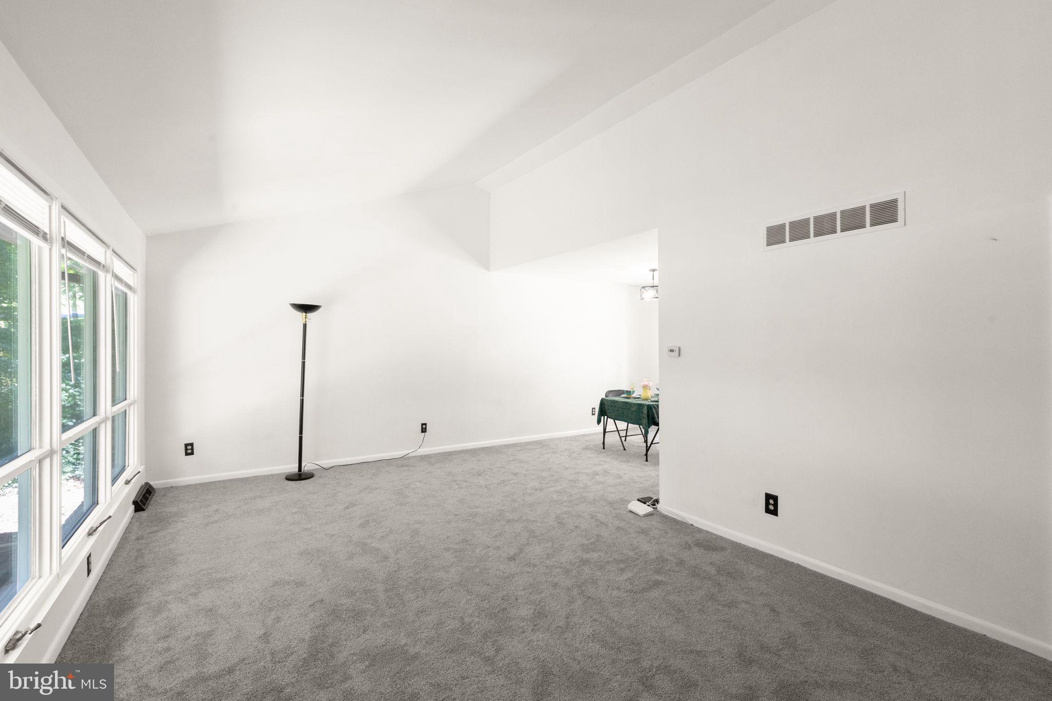 MONTFORD GLEN - Residential
