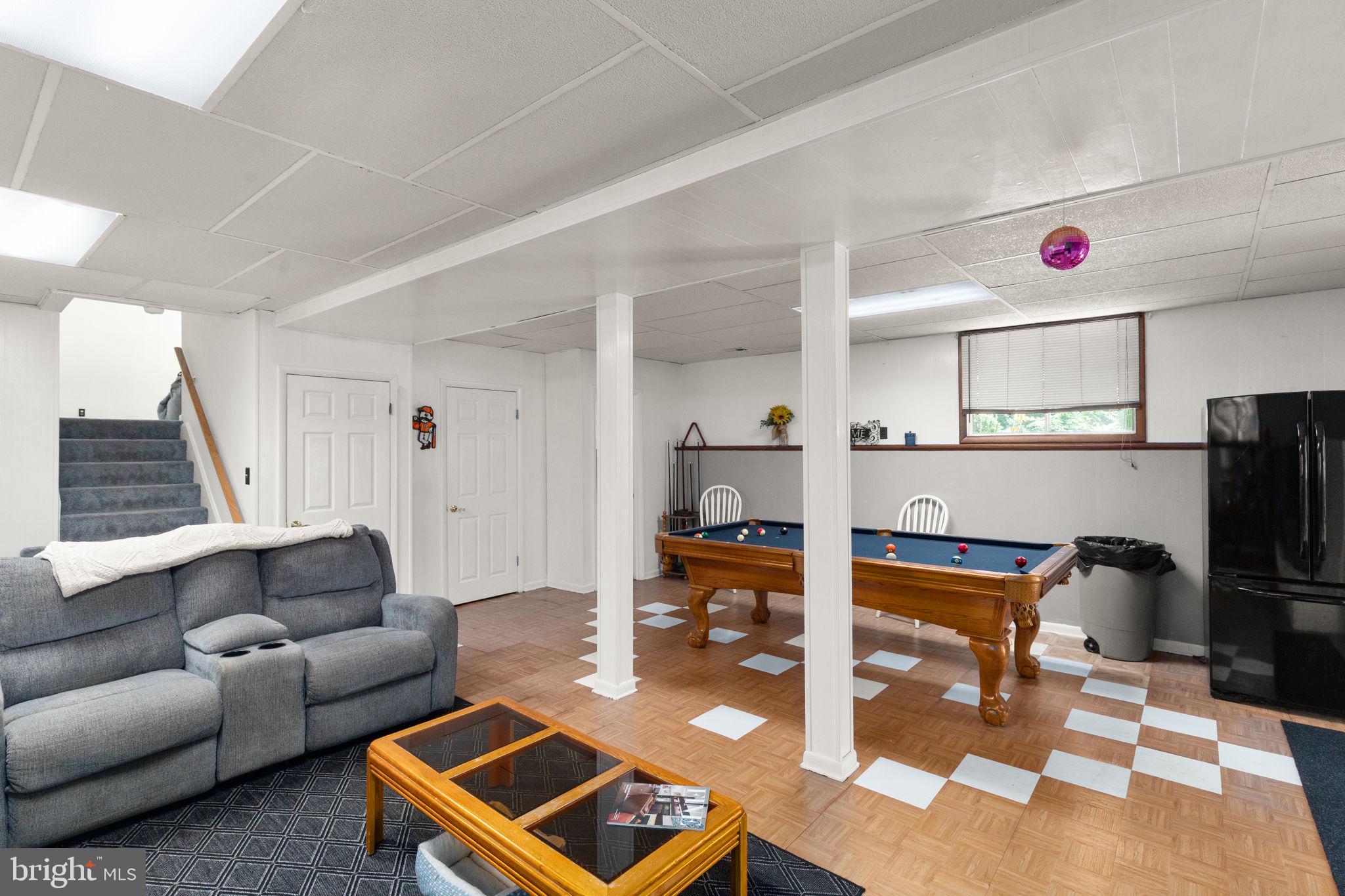 MONTFORD GLEN - Residential