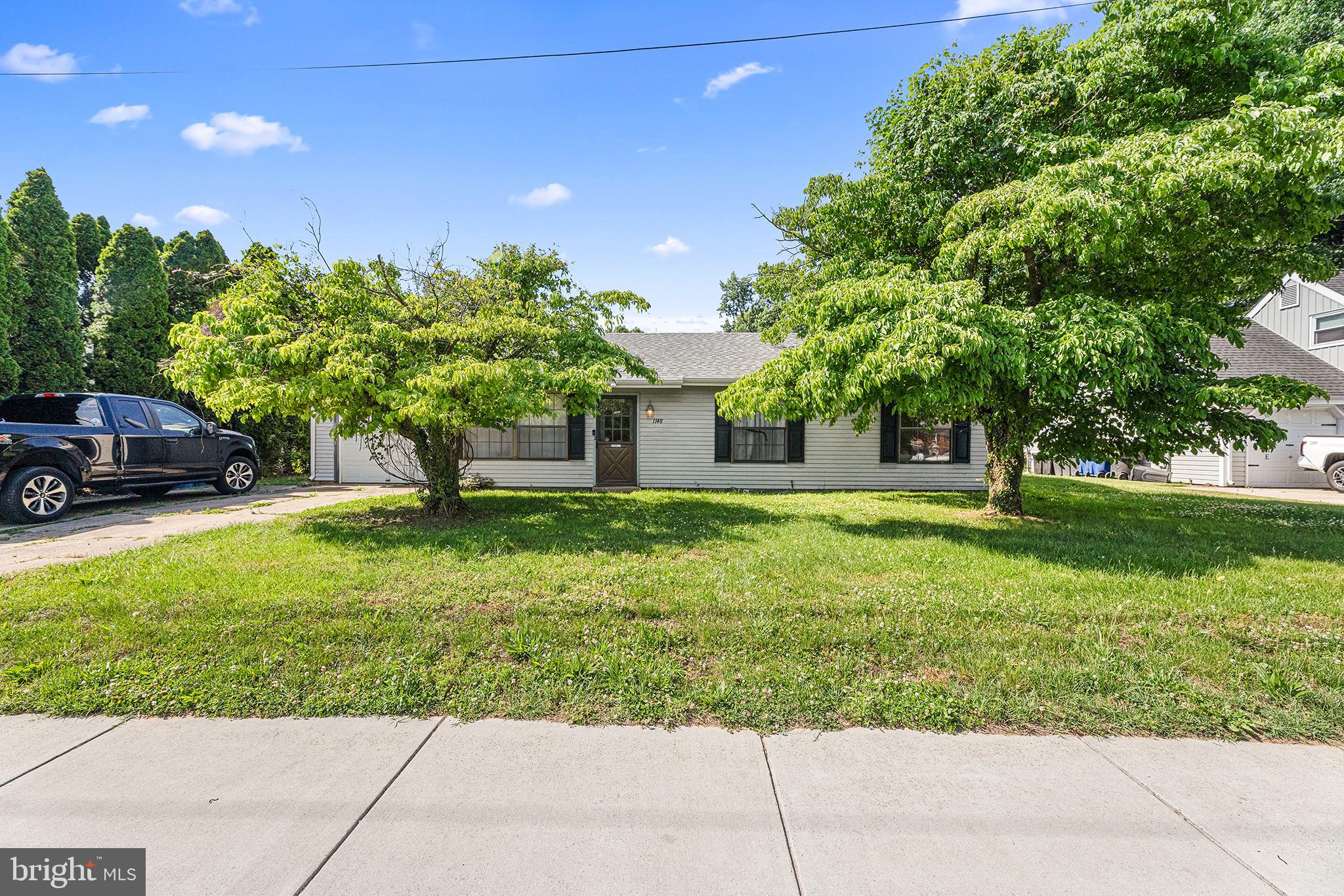 PINE GROVE FARMS - Residential