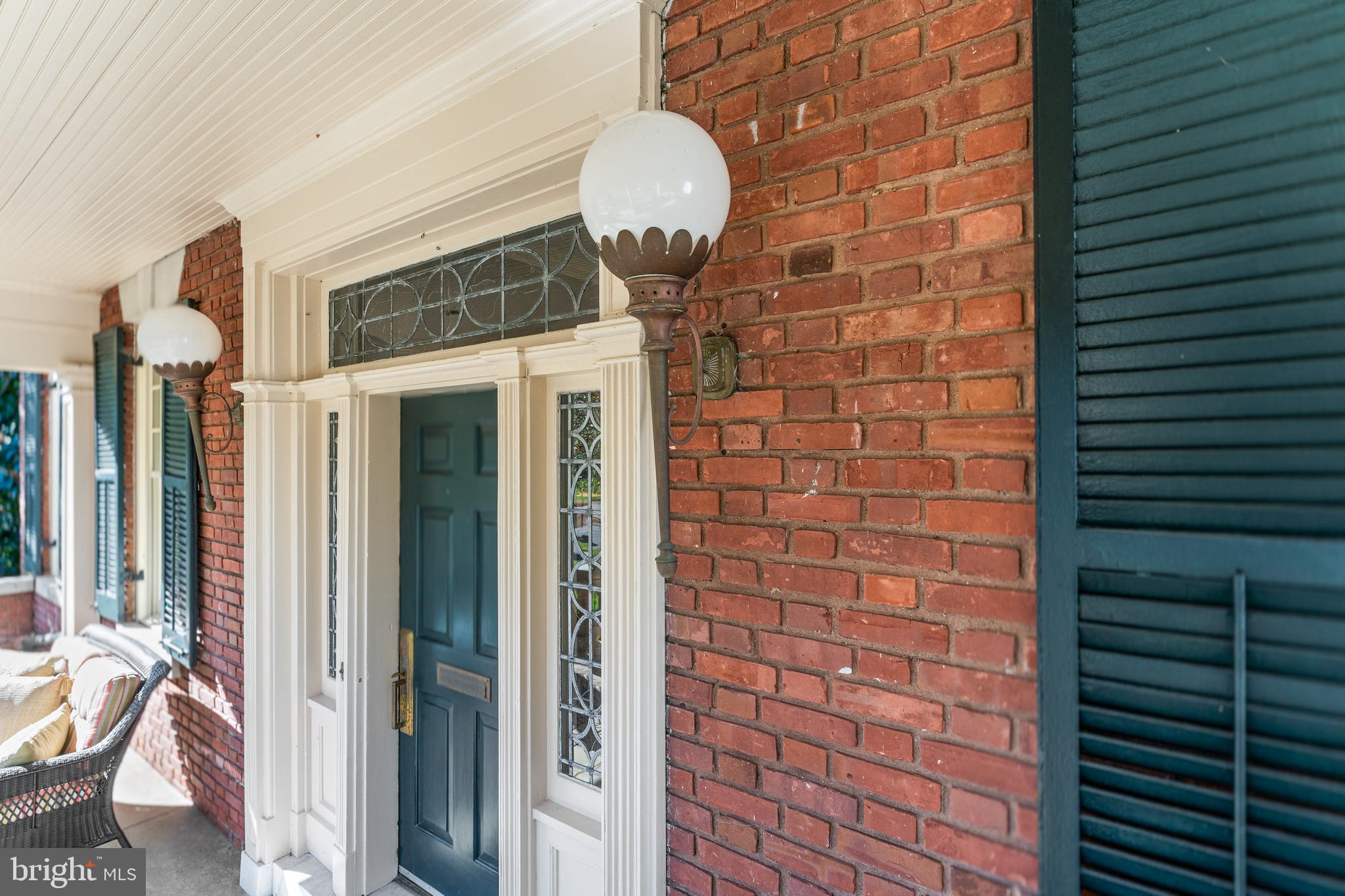 HISTORIC DISTRICT - Residential