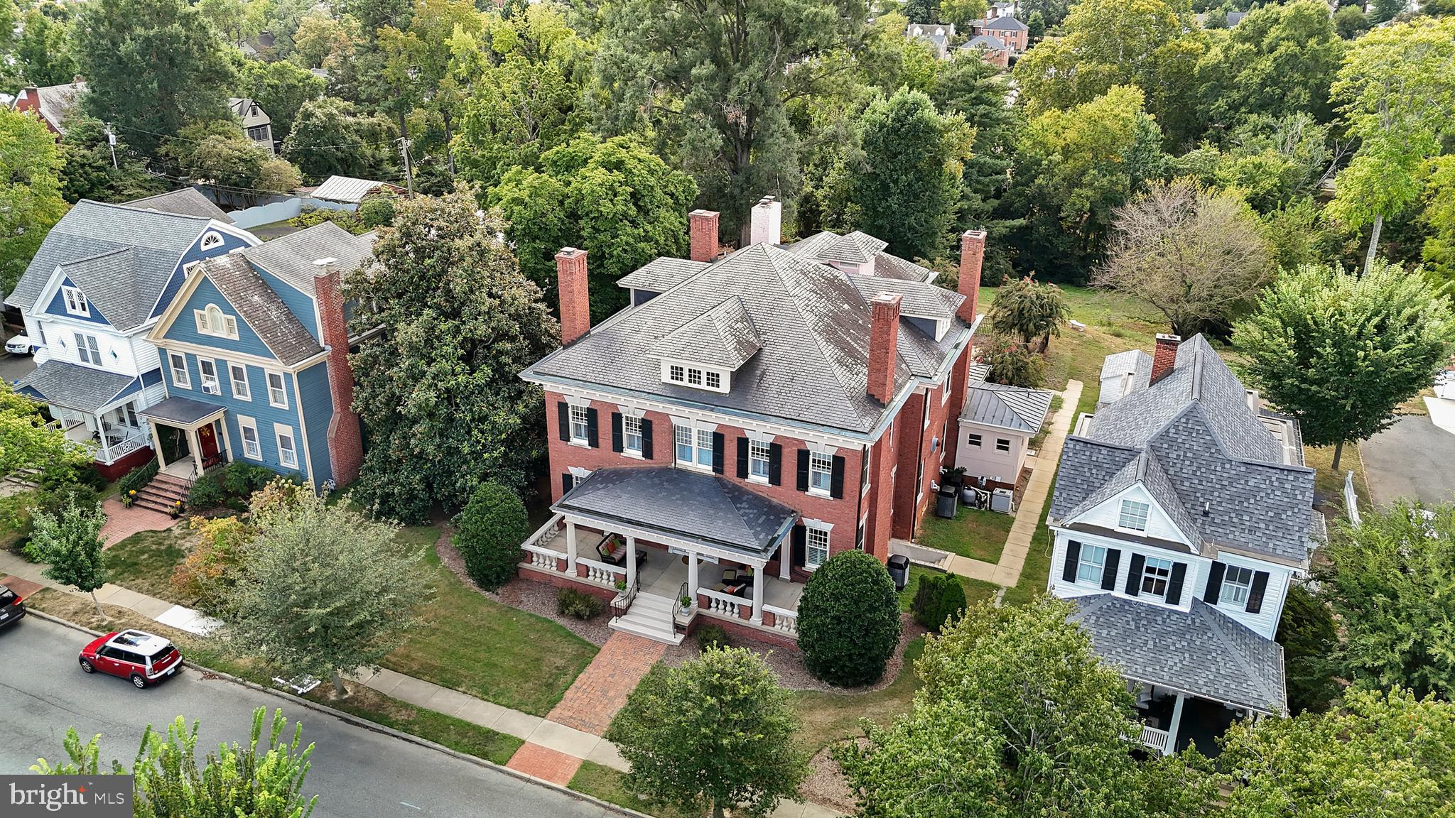 HISTORIC DISTRICT - Residential