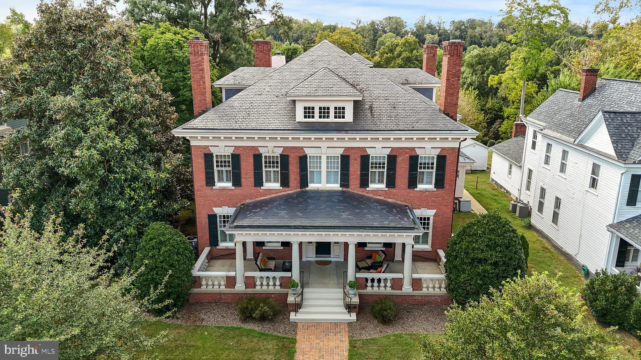 HISTORIC DISTRICT - Residential