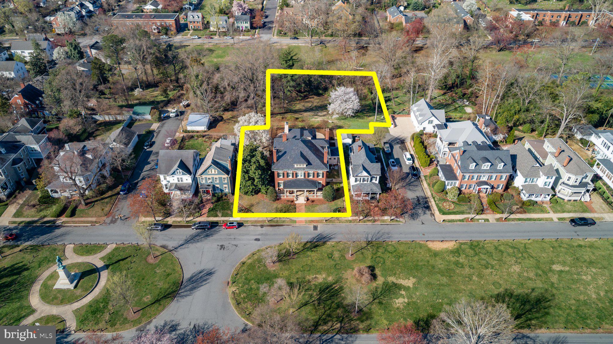 HISTORIC DISTRICT - Residential