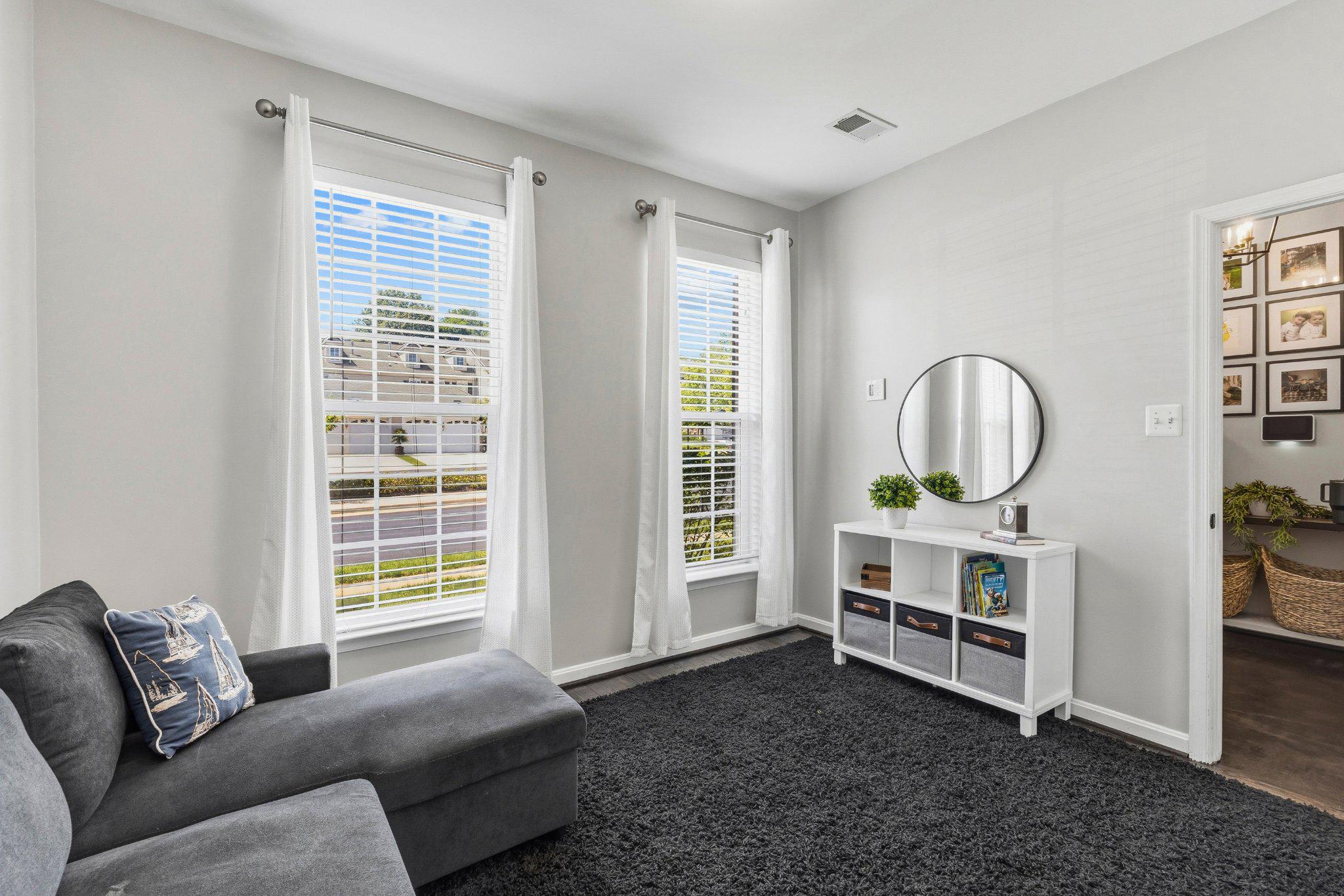 PINEY ORCHARD - Residential