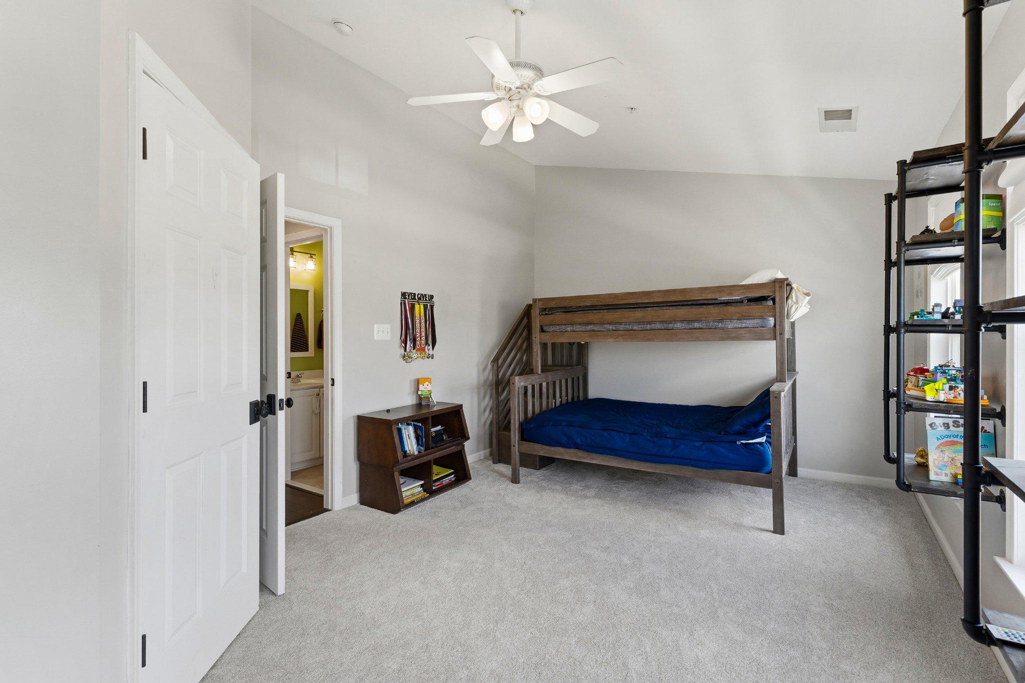 PINEY ORCHARD - Residential