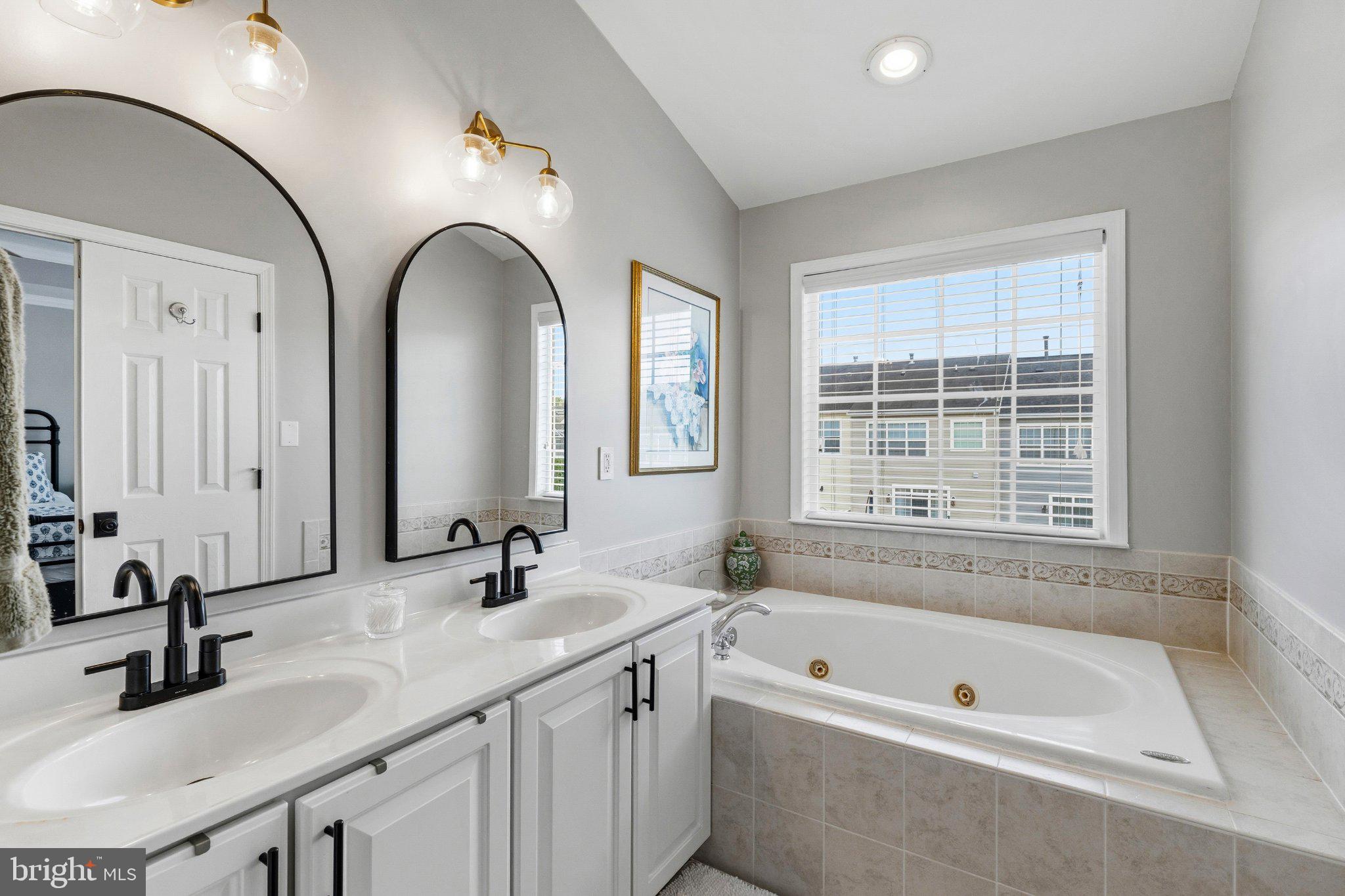 PINEY ORCHARD - Residential