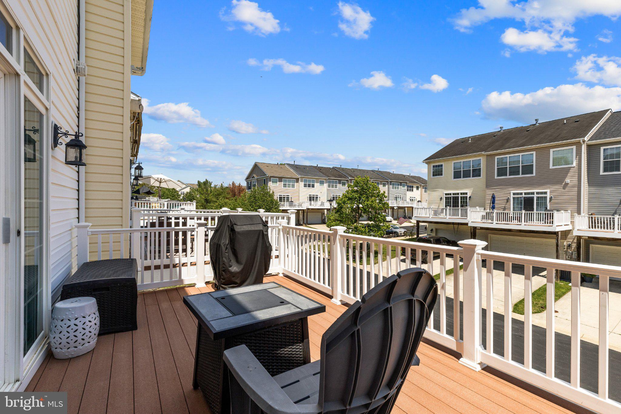 PINEY ORCHARD - Residential