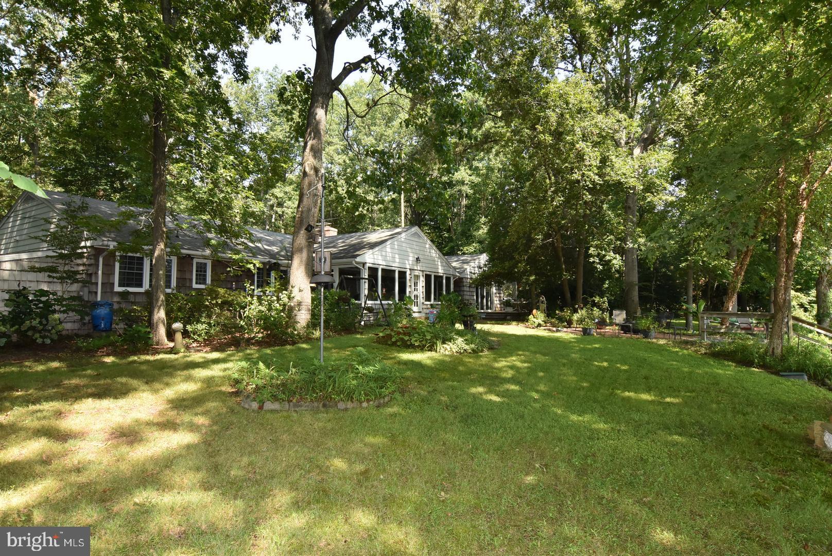 NORTH SHORE COURT - Residential