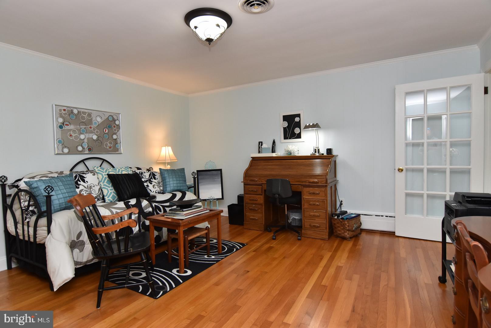 NORTH SHORE COURT - Residential