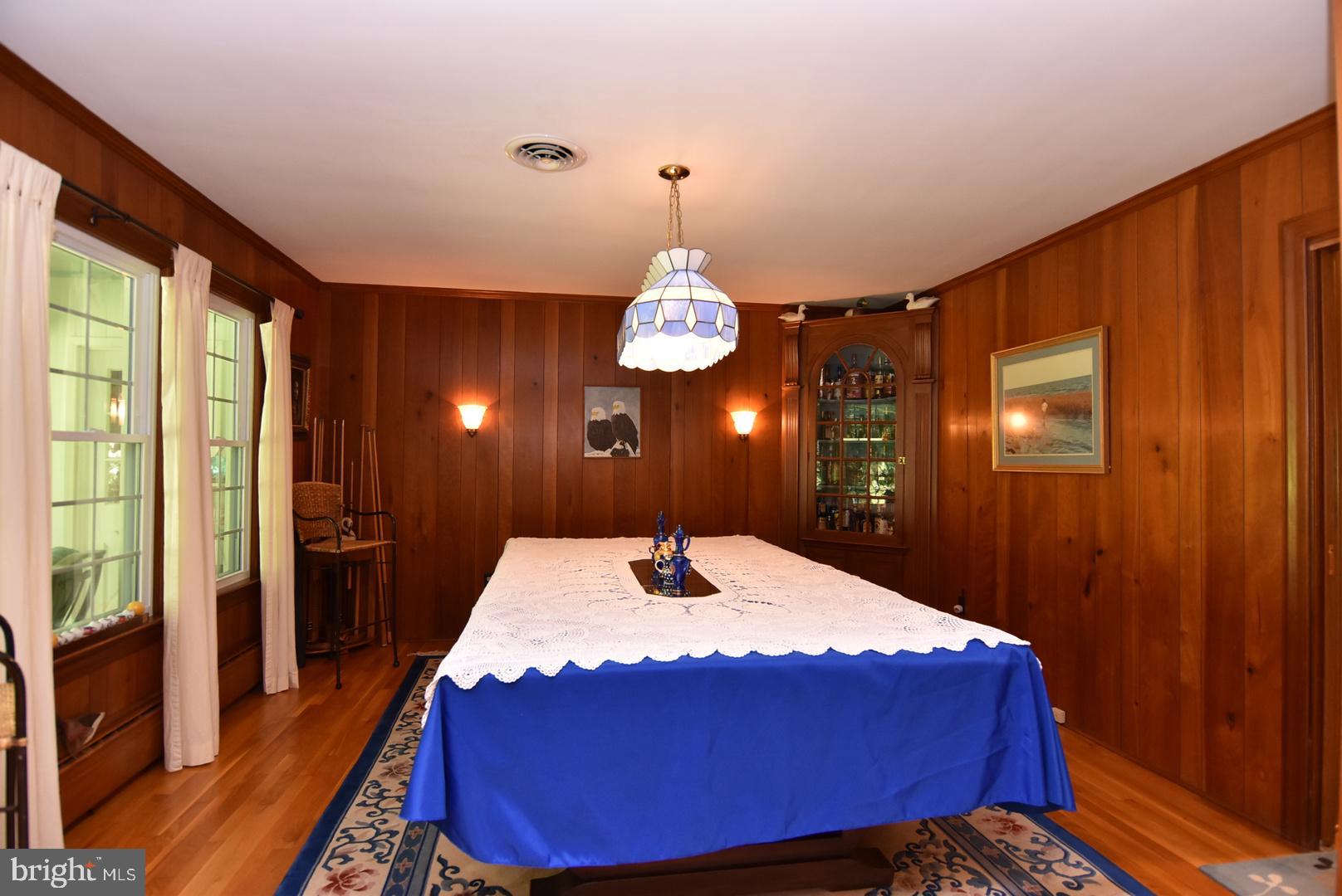 NORTH SHORE COURT - Residential