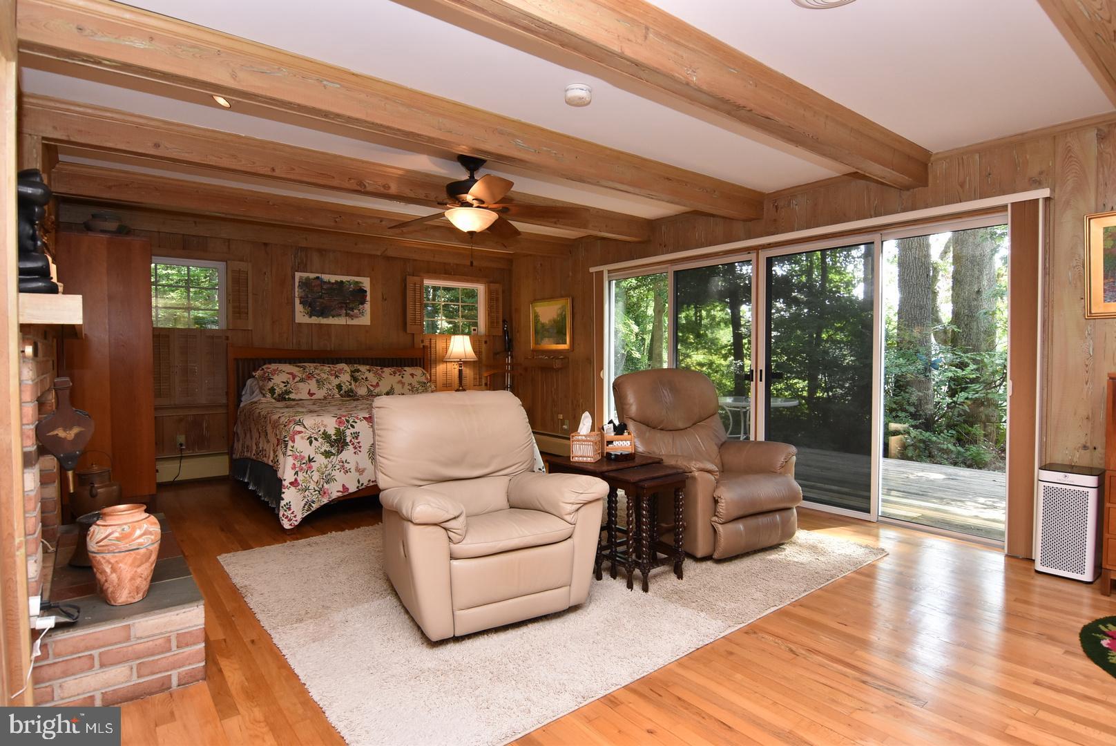 NORTH SHORE COURT - Residential