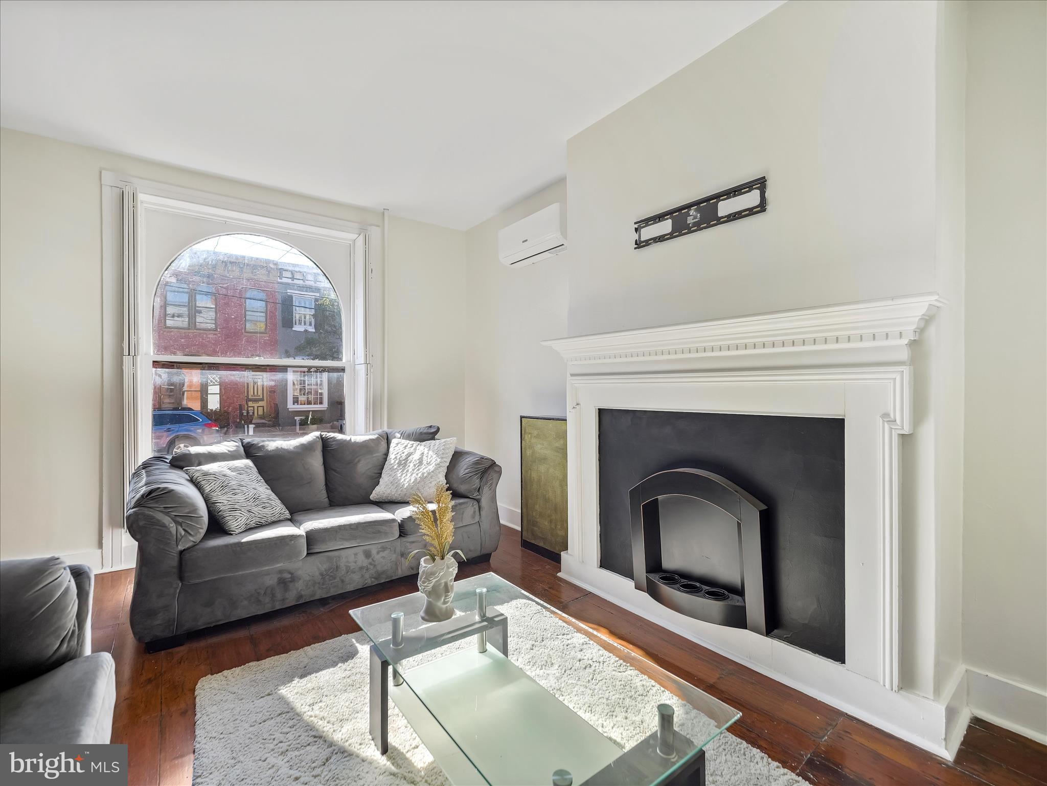 DOWNTOWN FREDERICK - Residential