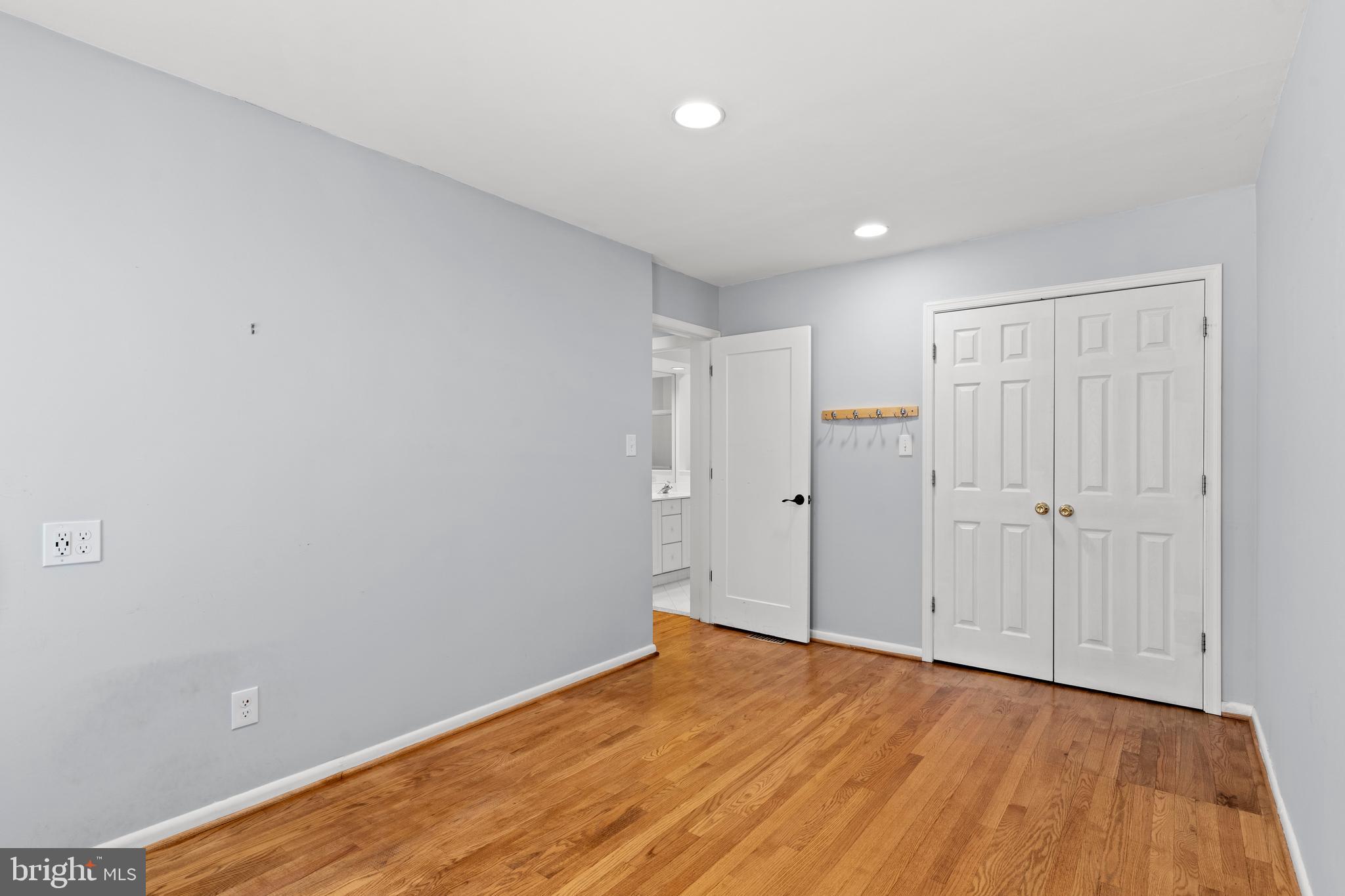 HICKORY CREEK - Residential