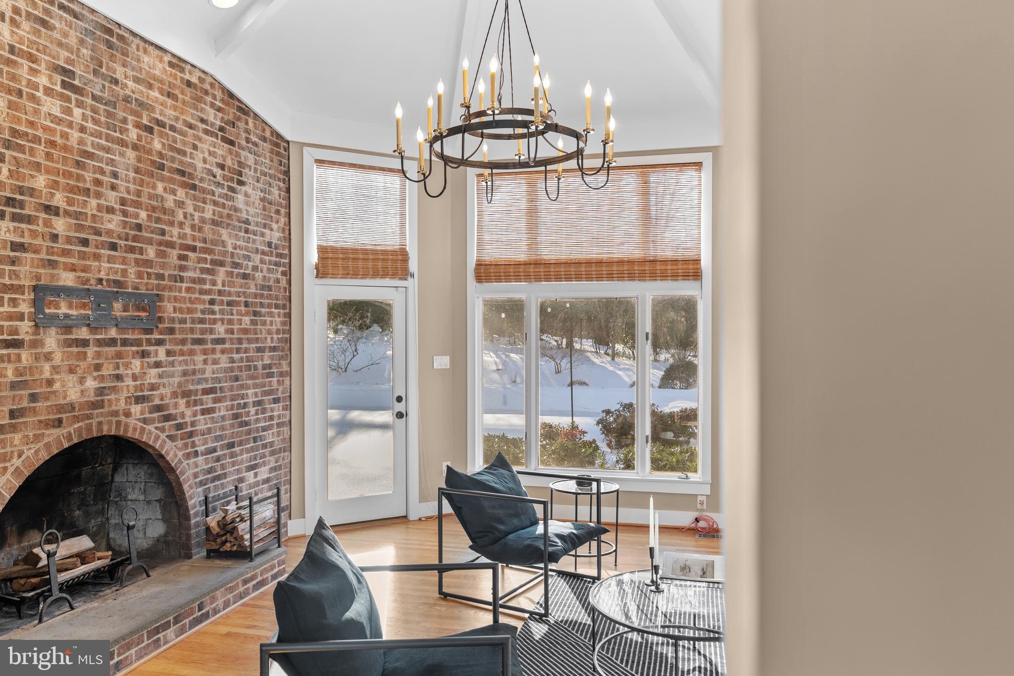 HICKORY CREEK - Residential