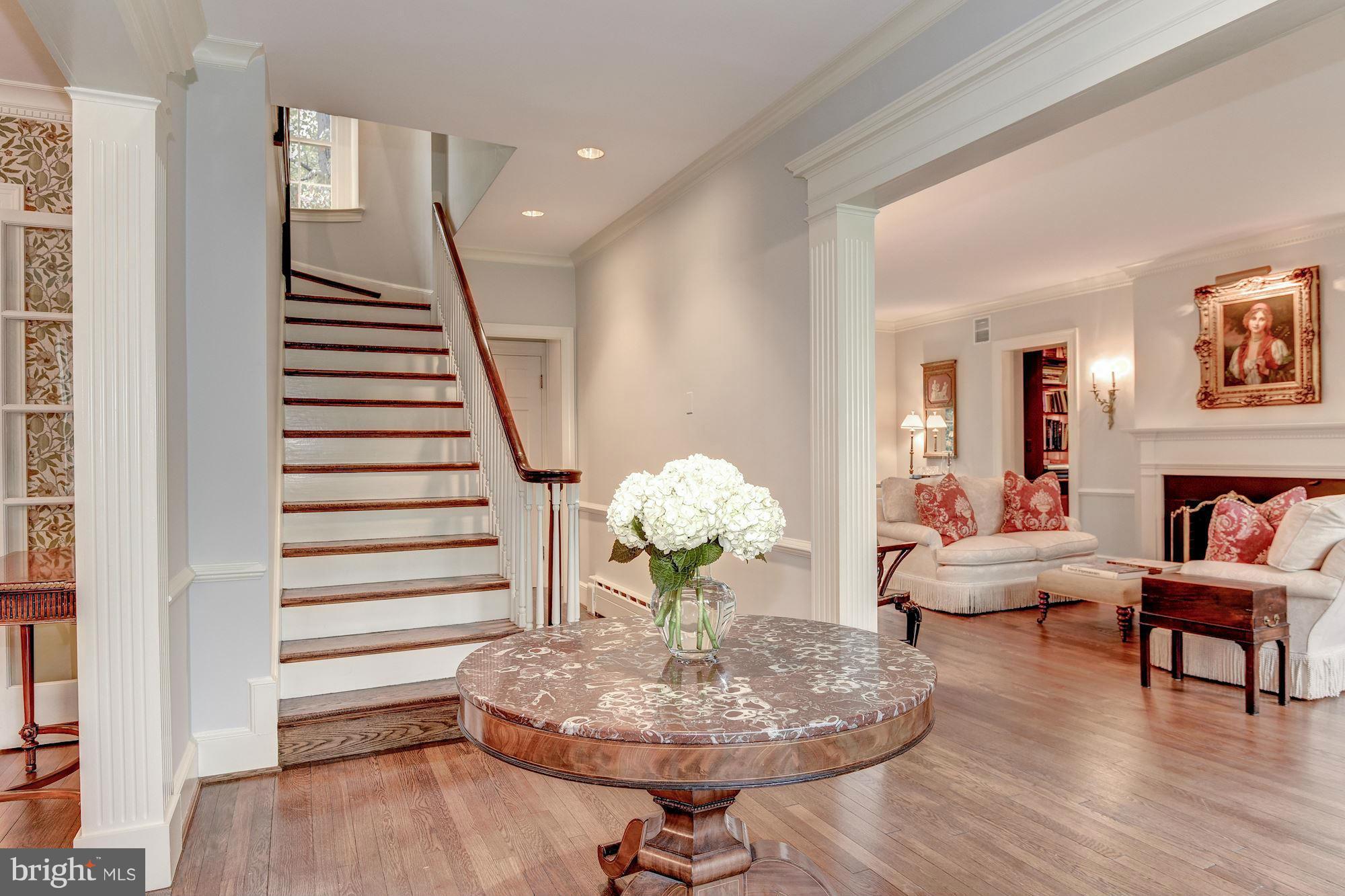 SPRING VALLEY - Residential