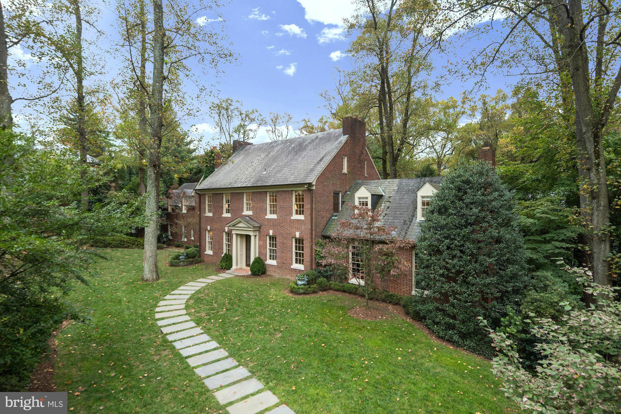 SPRING VALLEY - Residential