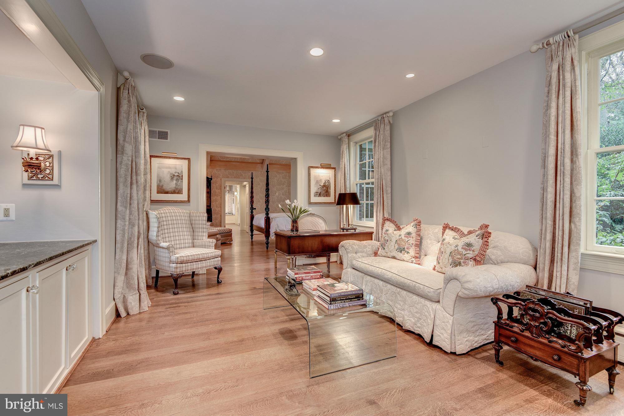 SPRING VALLEY - Residential