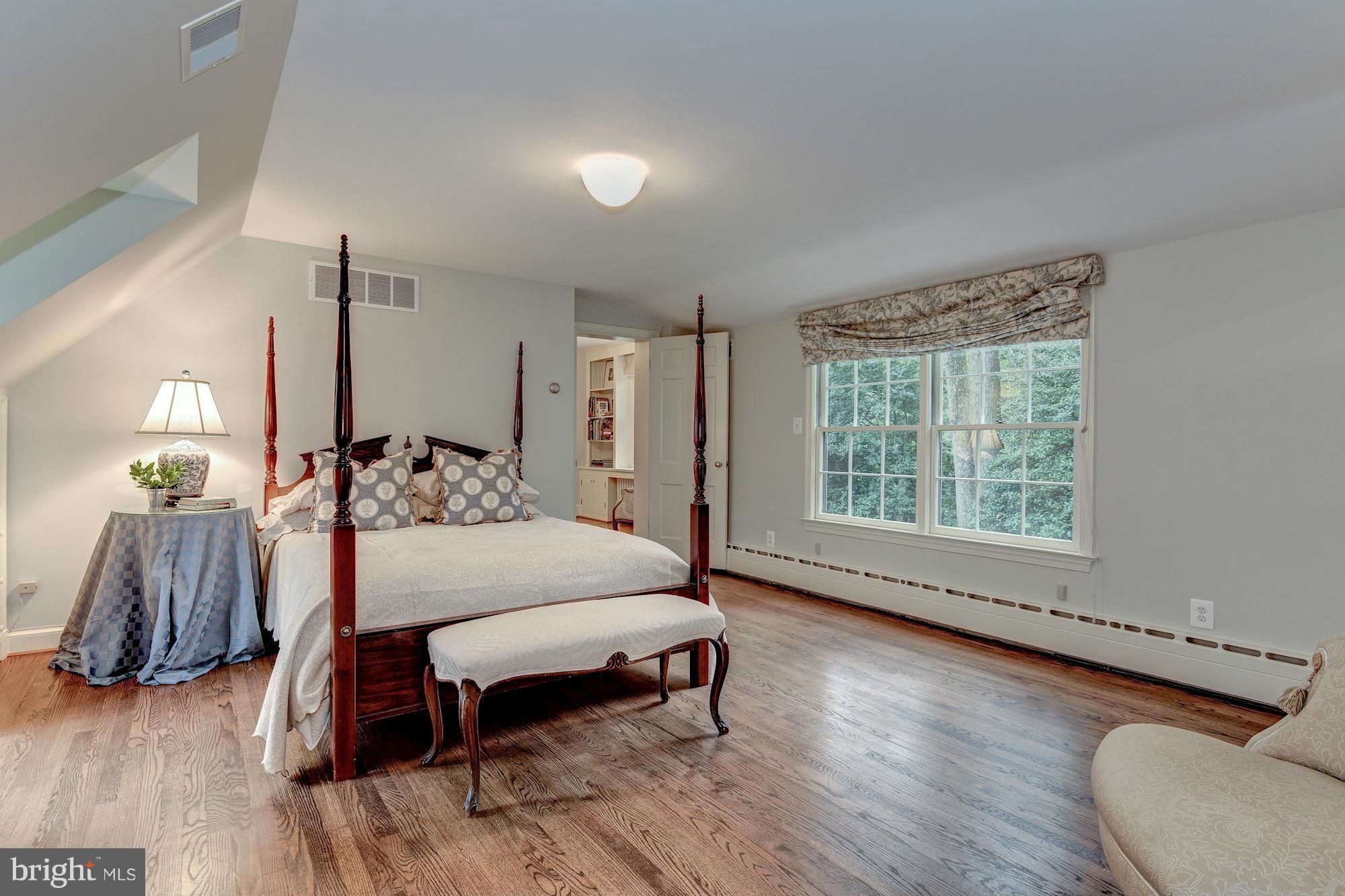 SPRING VALLEY - Residential