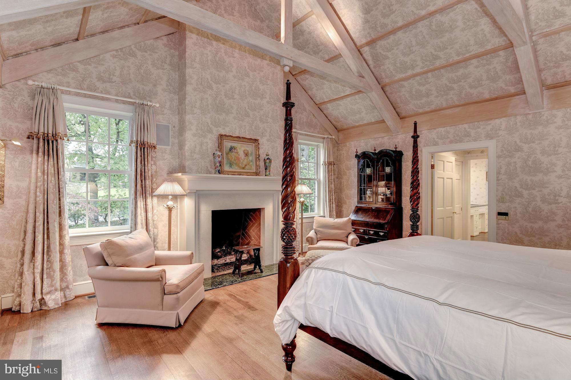SPRING VALLEY - Residential
