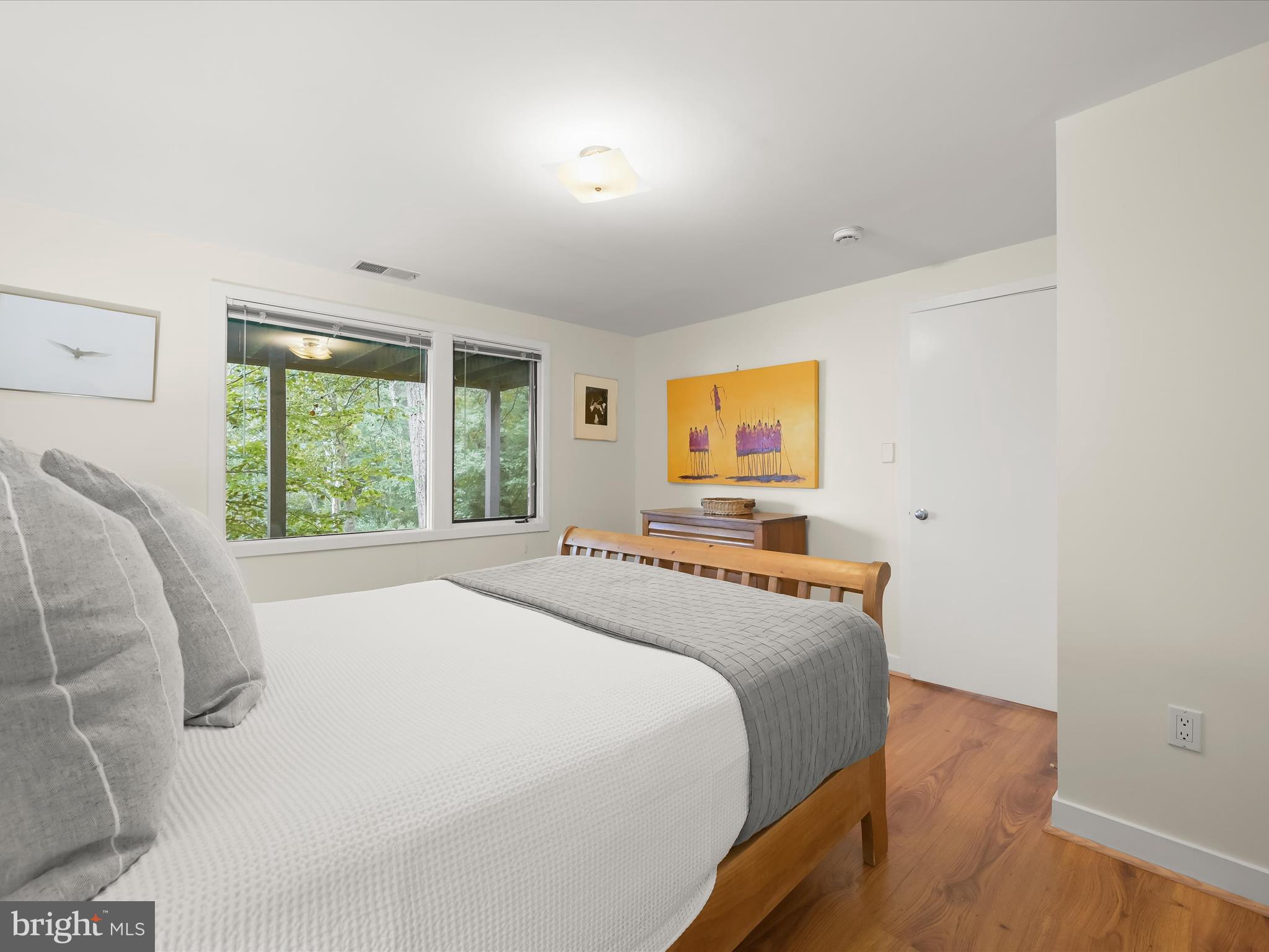 SOUTH RIVER MANOR - Residential