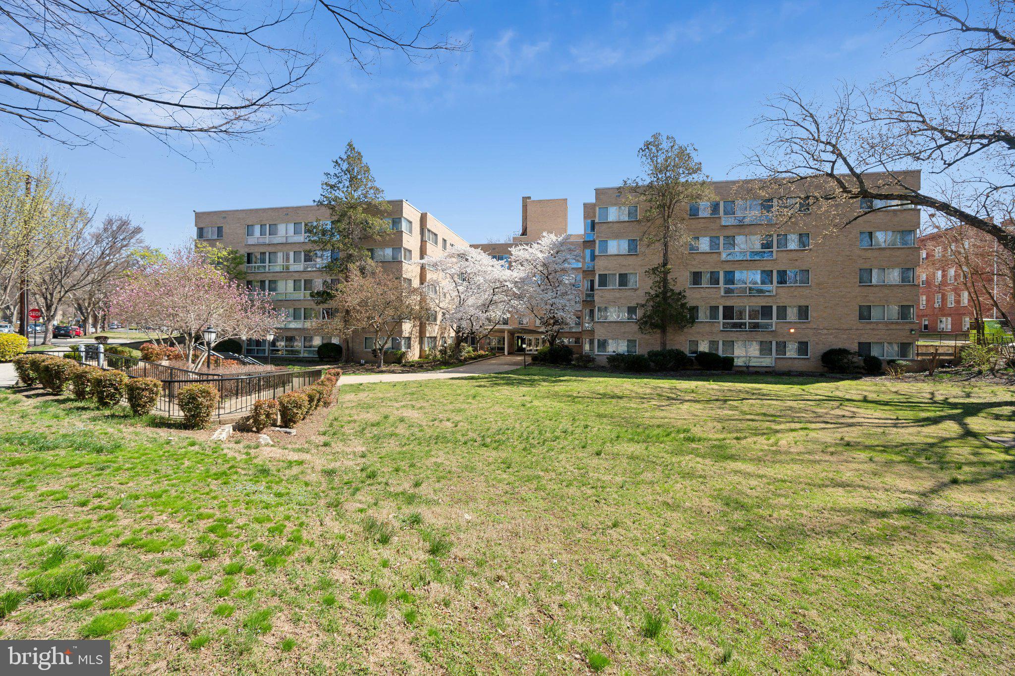 BRIGHTWOOD - Residential