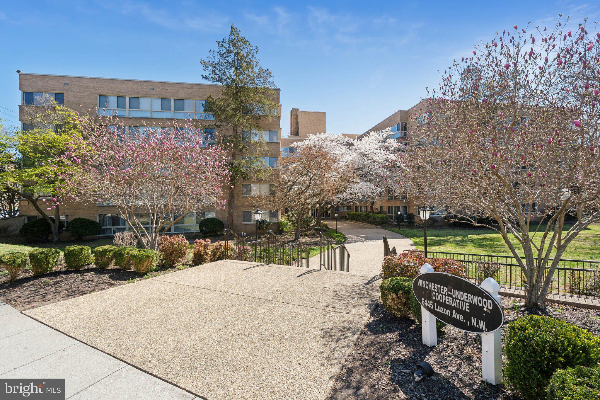 BRIGHTWOOD - Residential