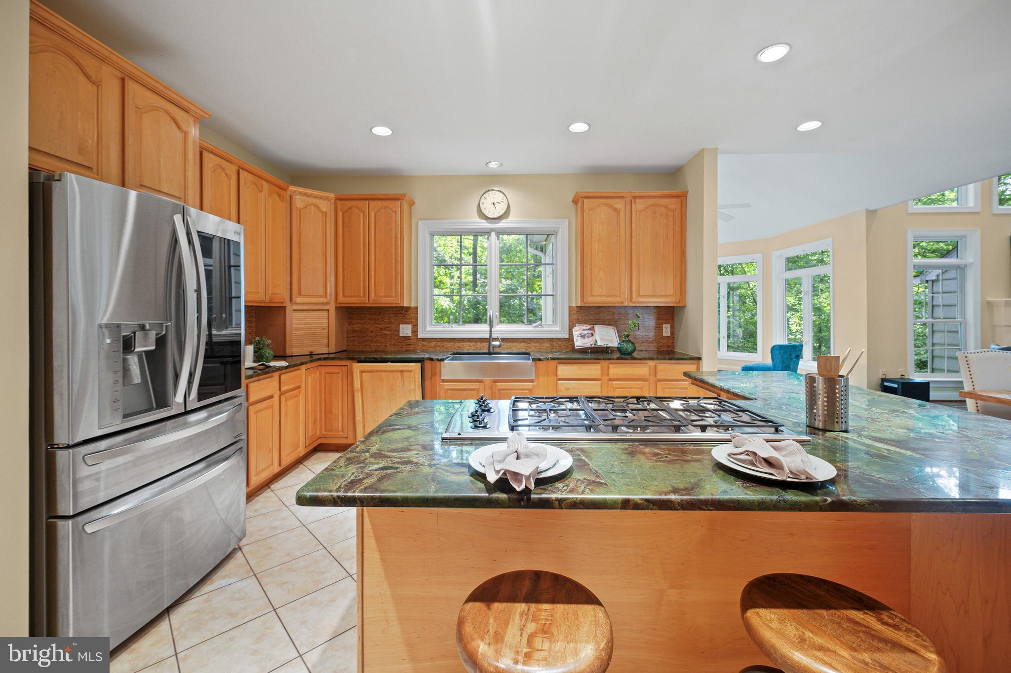 RESTON - Residential