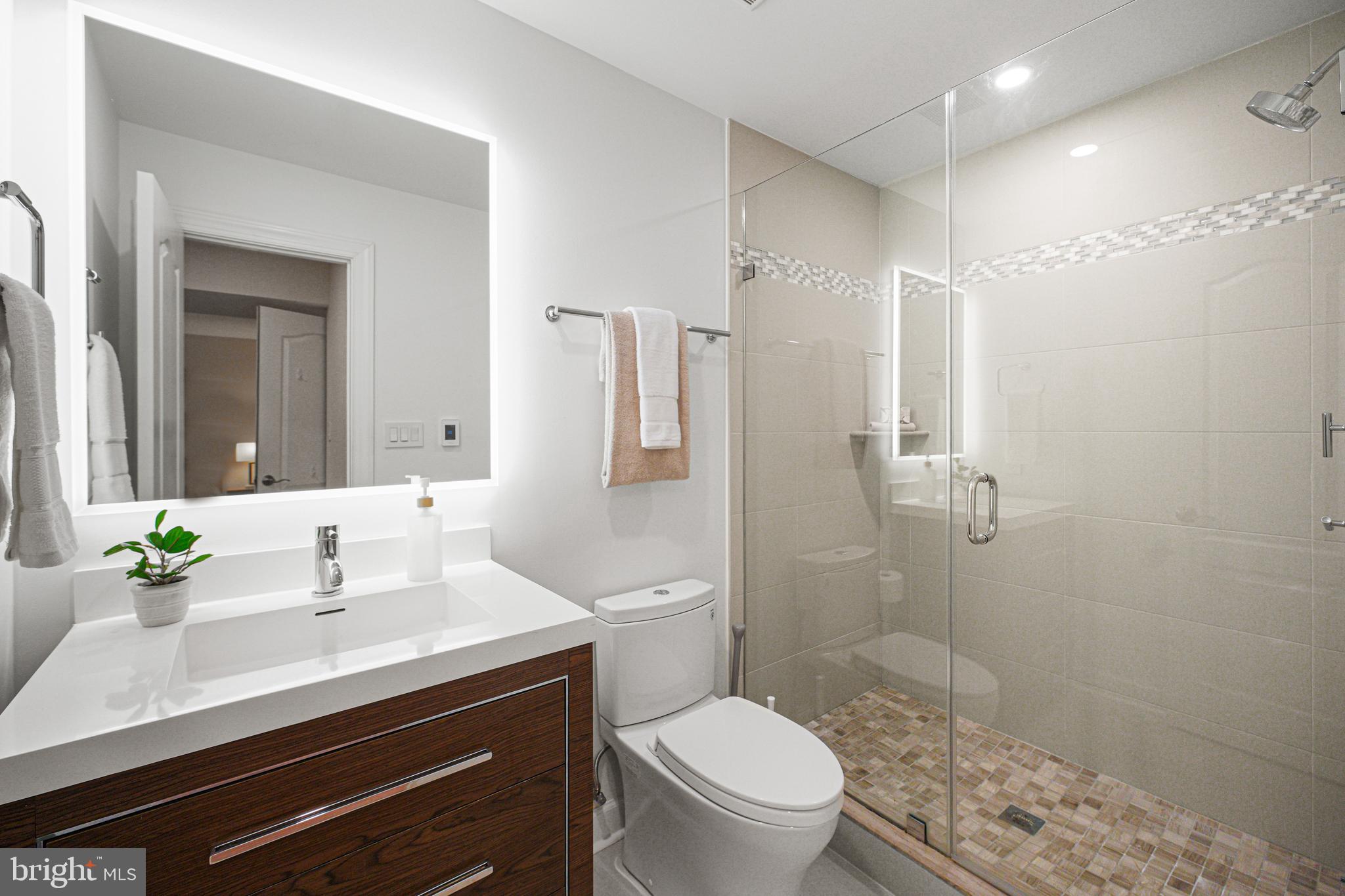 RESTON - Residential